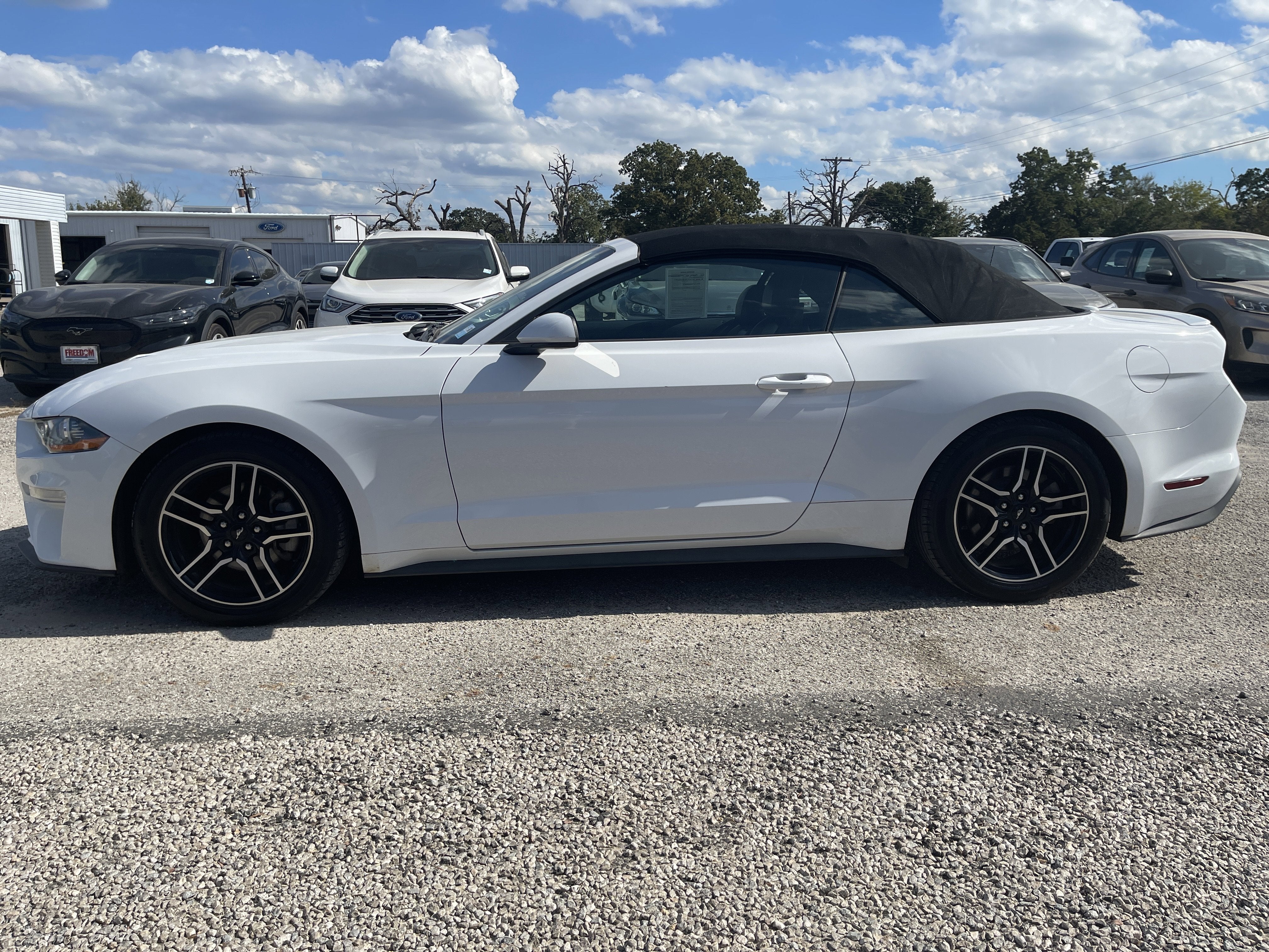 2022 Ford Mustang EcoBoost Premium