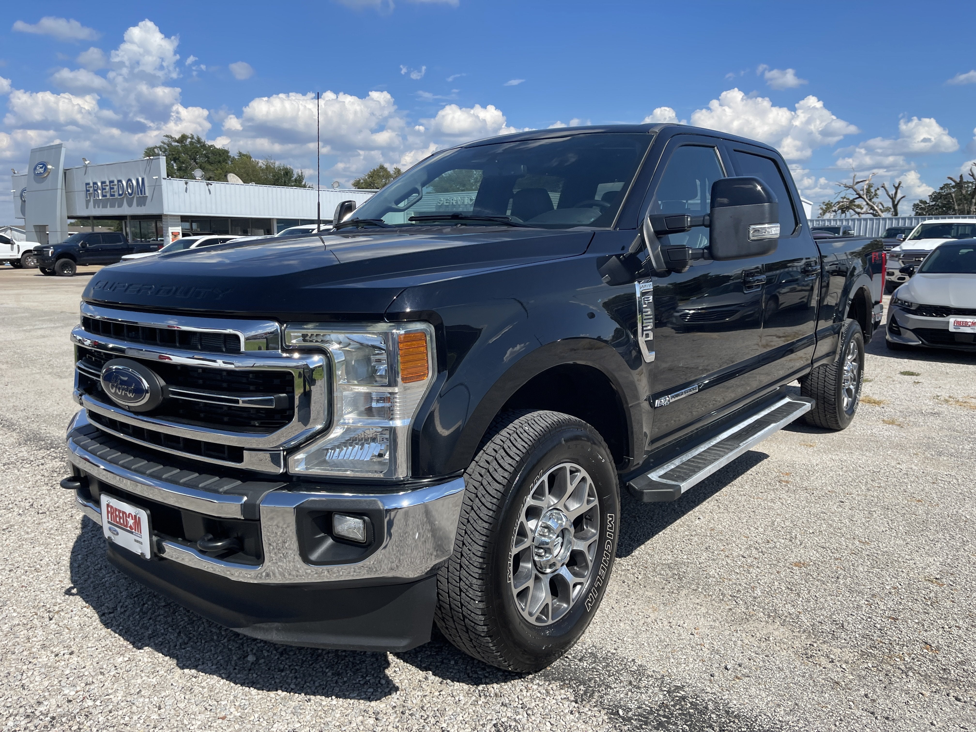 2022 Ford Super Duty F-250 SRW LARIAT