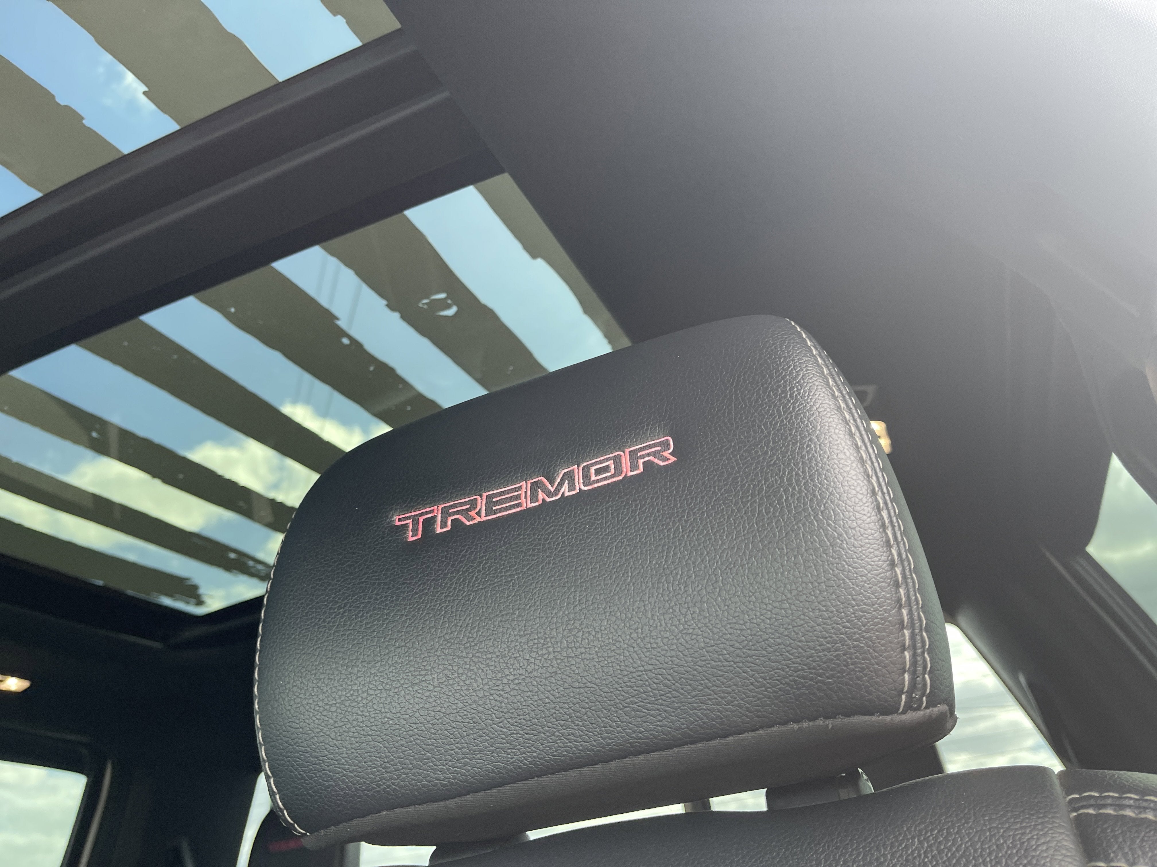 2022 Ford Super Duty F-250 SRW LARIAT