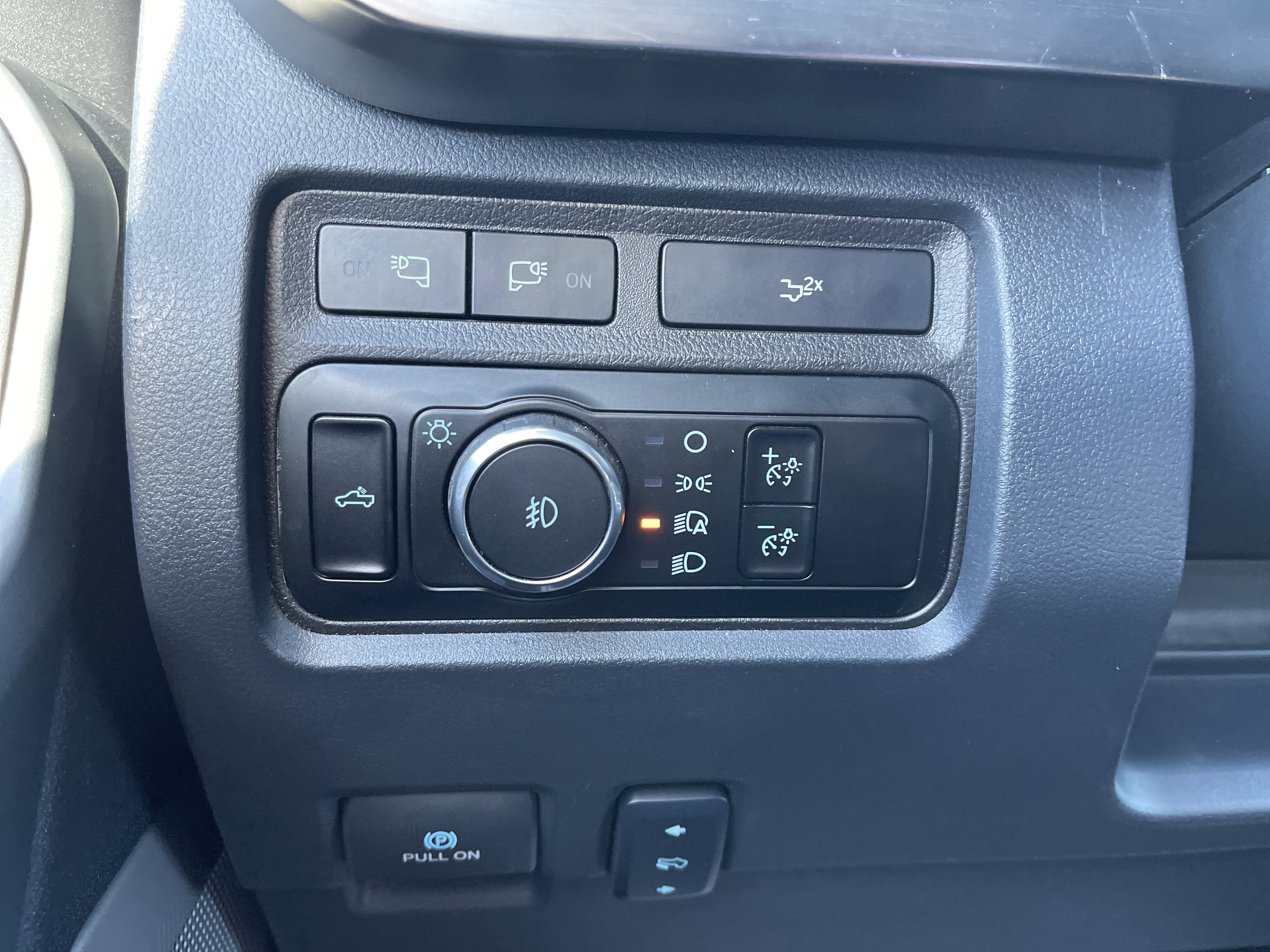 2024 Ford Super Duty F-350 SRW LARIAT