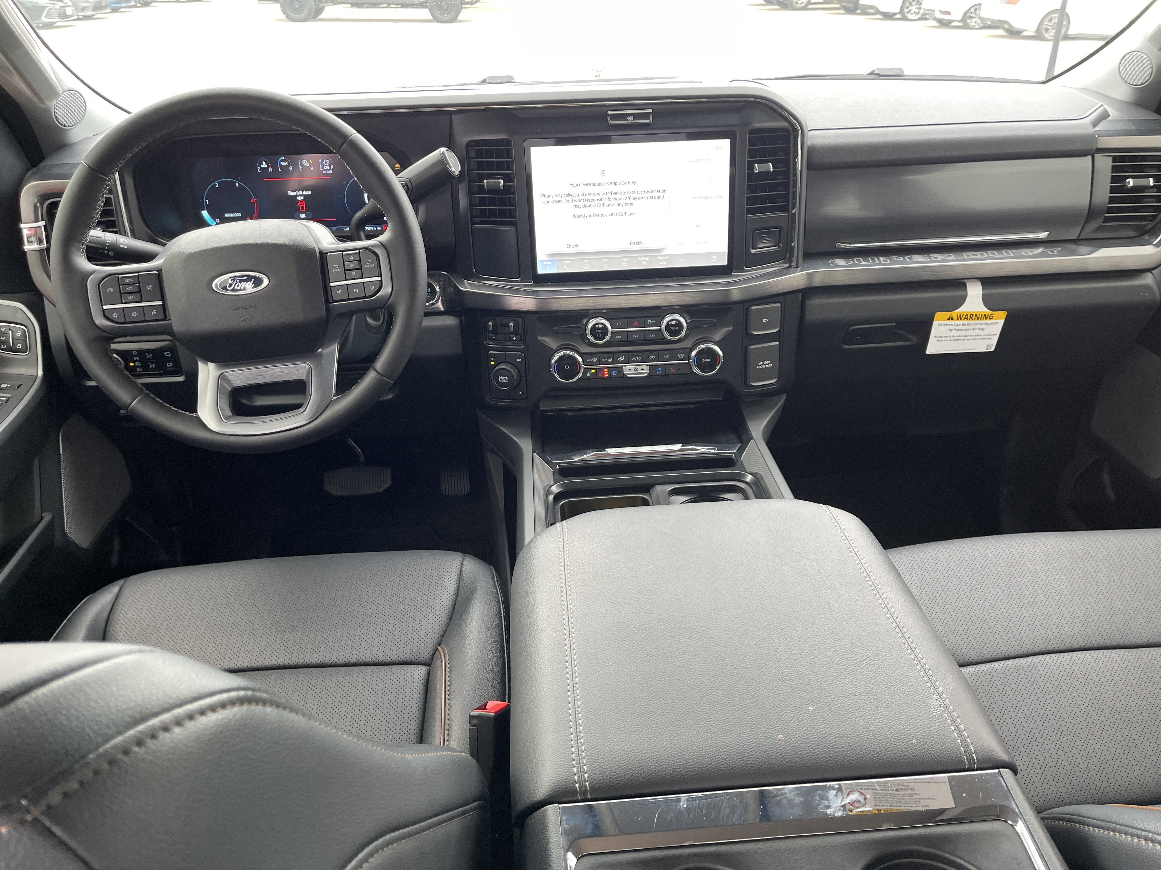 2026 Ford Super Duty F-450 DRW LARIAT