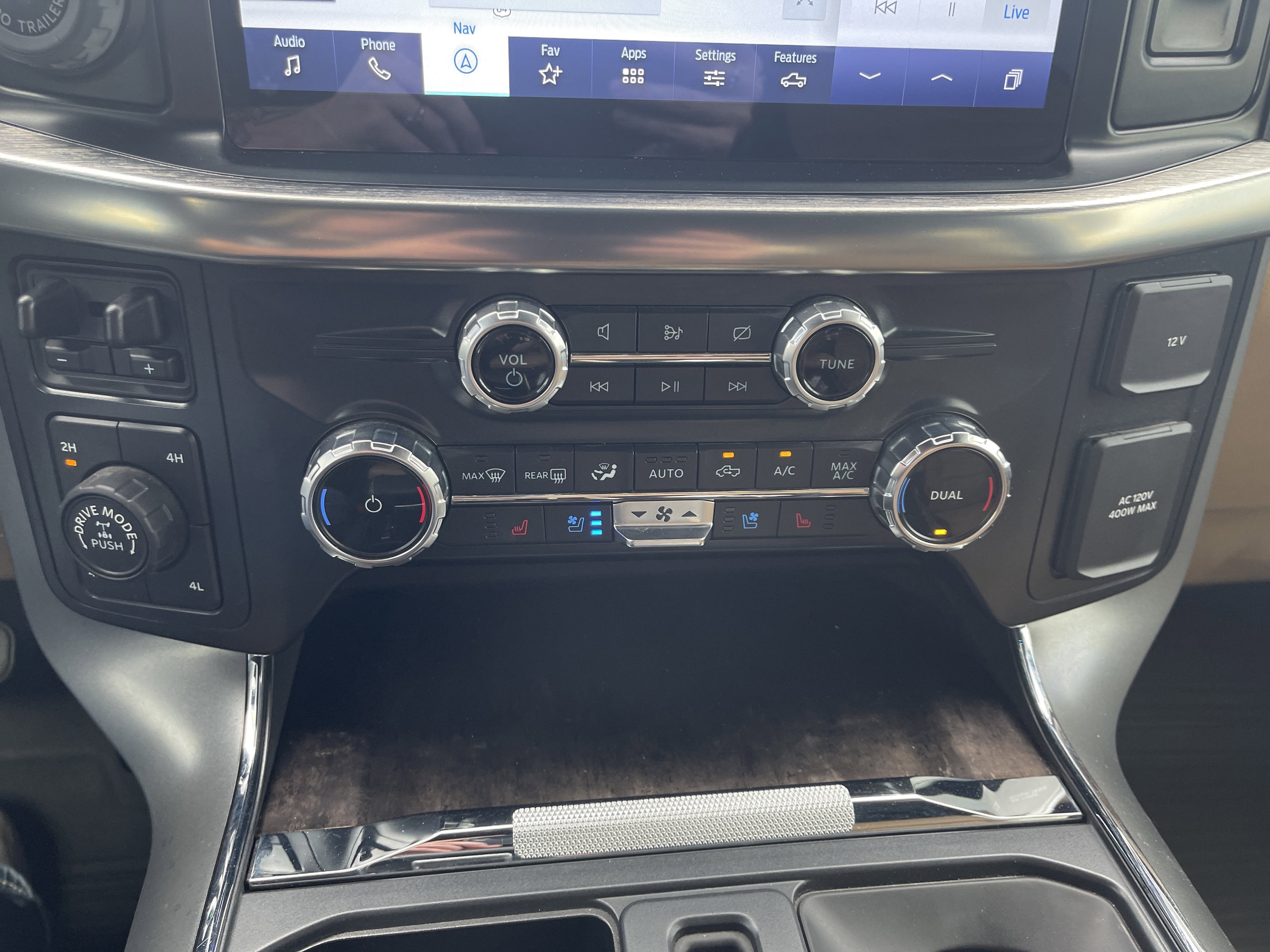 2022 Ford F-150 LARIAT