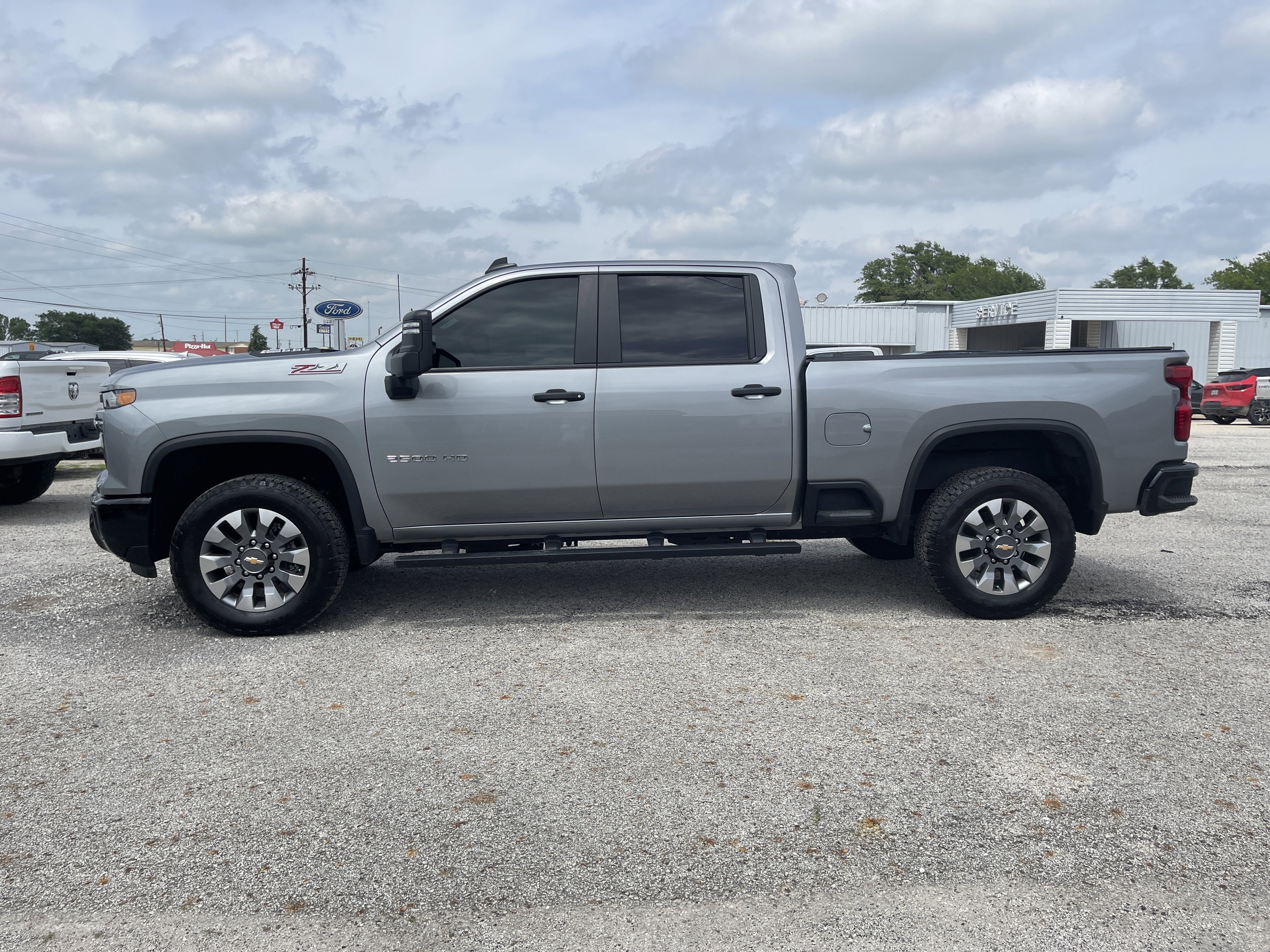2025 Chevrolet Silverado 2500HD Custom