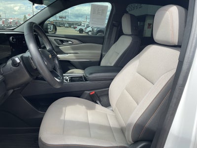 2024 Chevrolet Traverse FWD LT