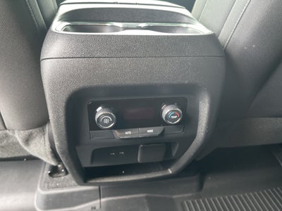 2024 Chevrolet Traverse FWD LT