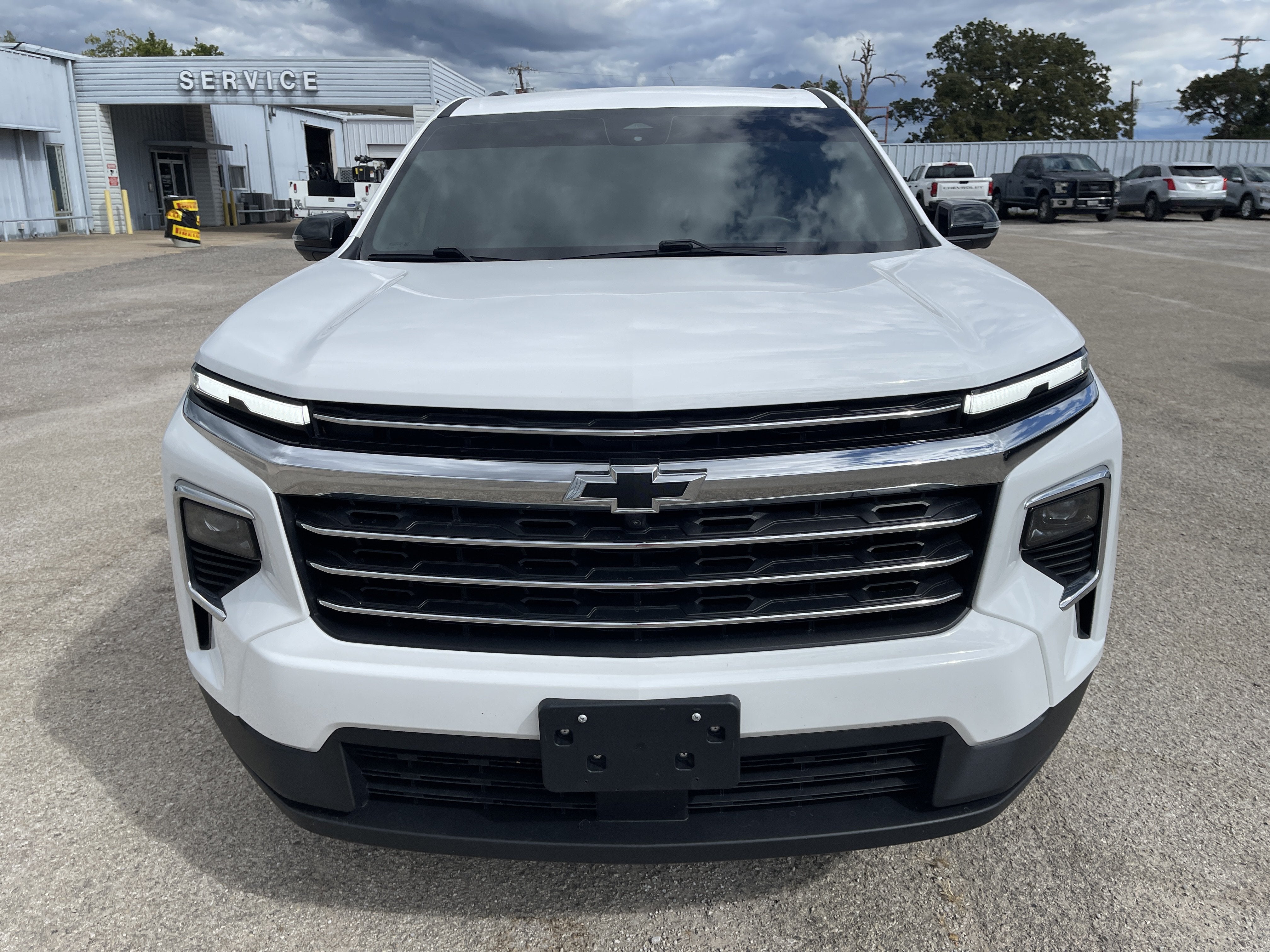 2024 Chevrolet Traverse FWD LT