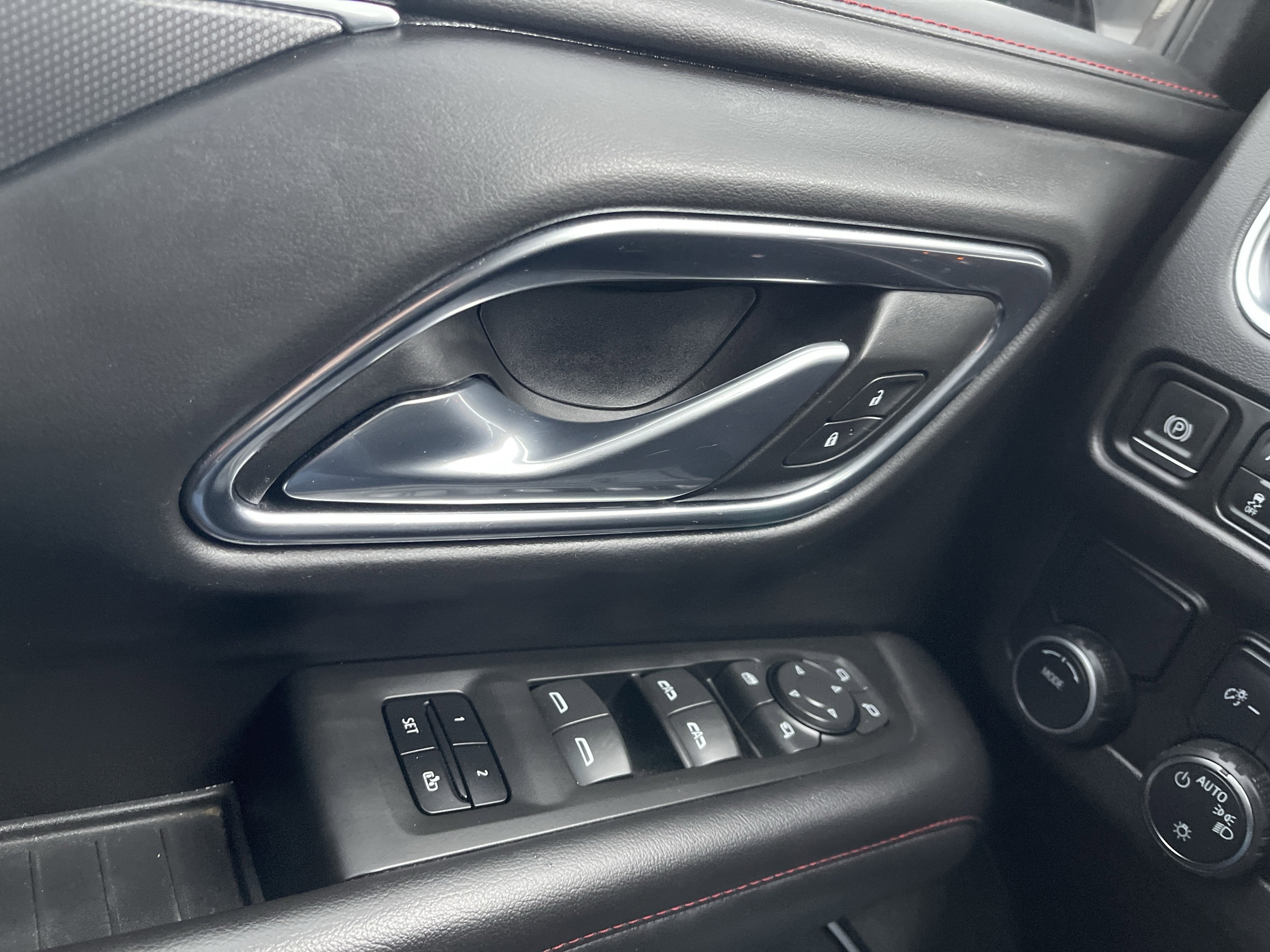 2022 Chevrolet Suburban RST