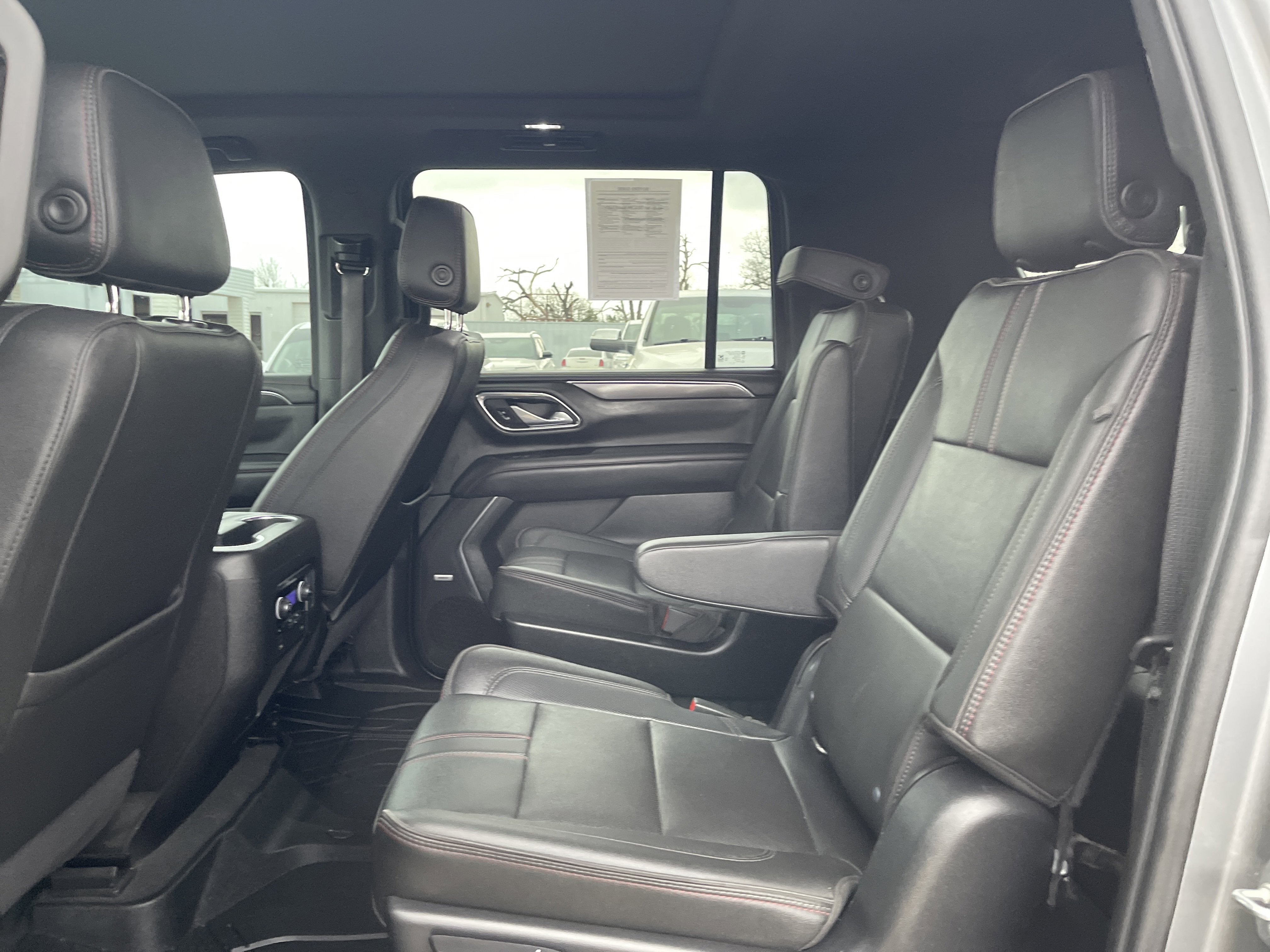 2022 Chevrolet Suburban RST