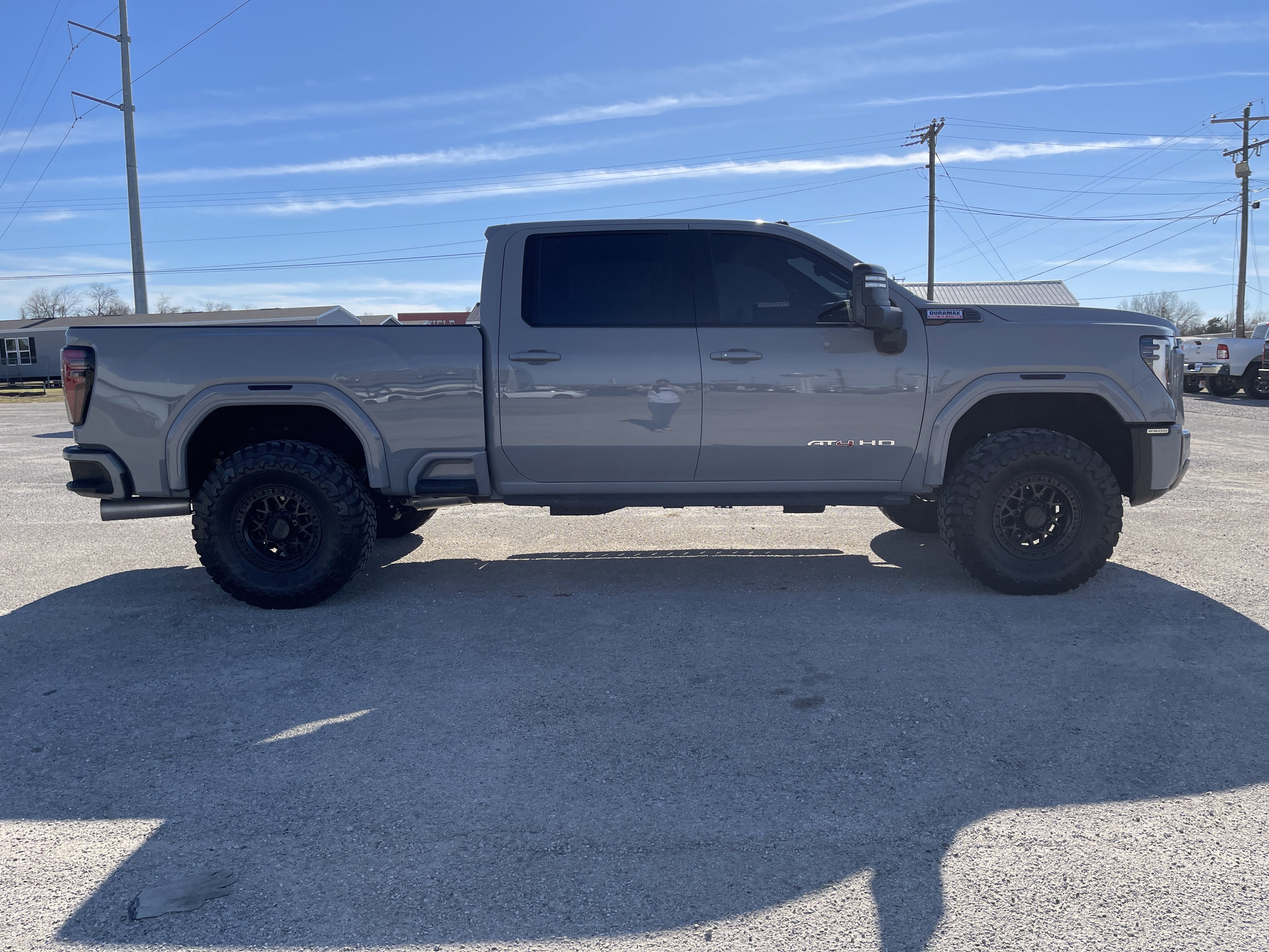 2024 GMC Sierra 2500HD AT4