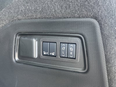 2024 Cadillac Escalade ESV 4WD Premium Luxury