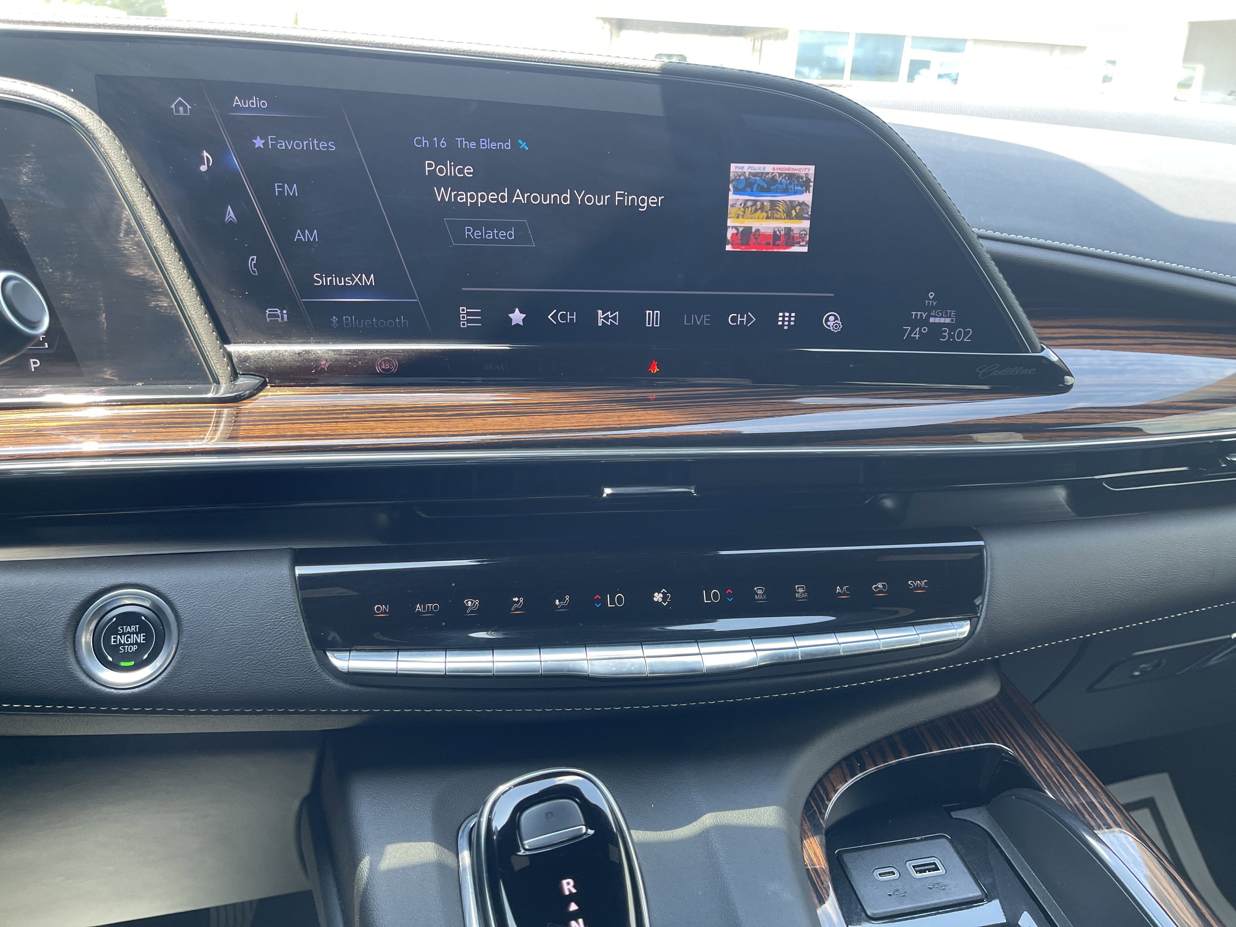 2024 Cadillac Escalade ESV 4WD Premium Luxury