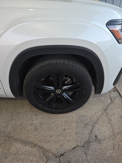 2023 Volkswagen Atlas 3.6L V6 SEL R-Line Black