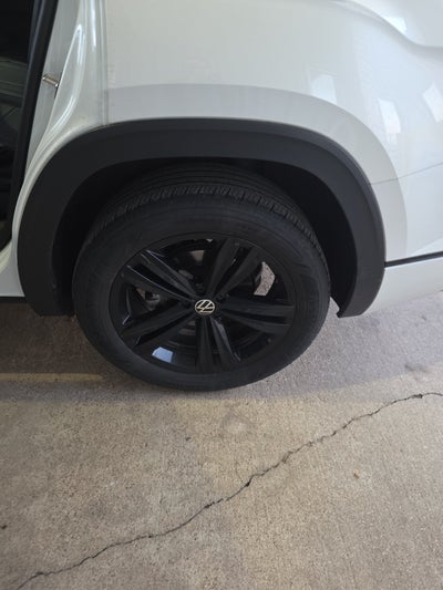 2023 Volkswagen Atlas 3.6L V6 SEL R-Line Black