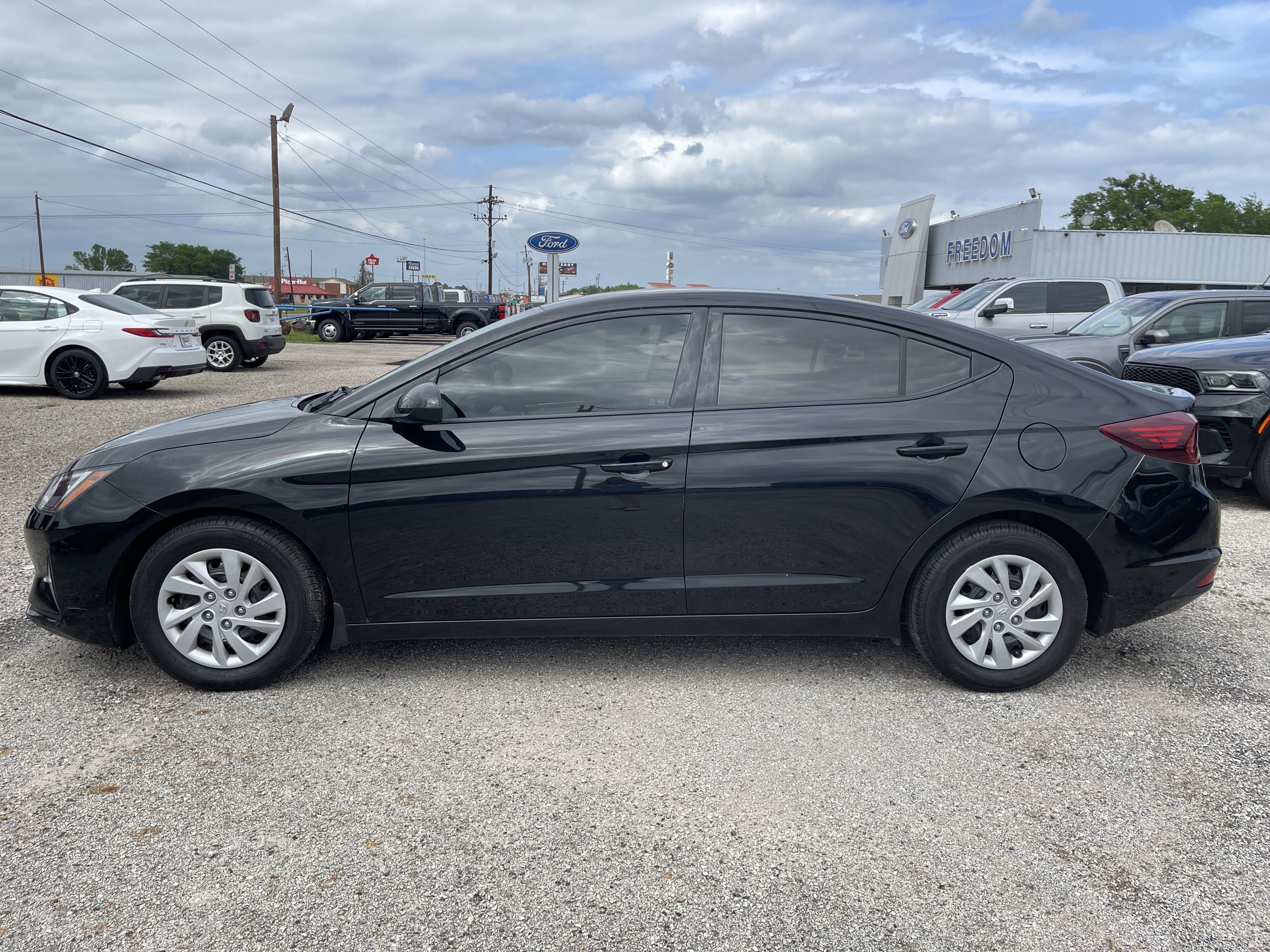 2020 Hyundai Elantra SE