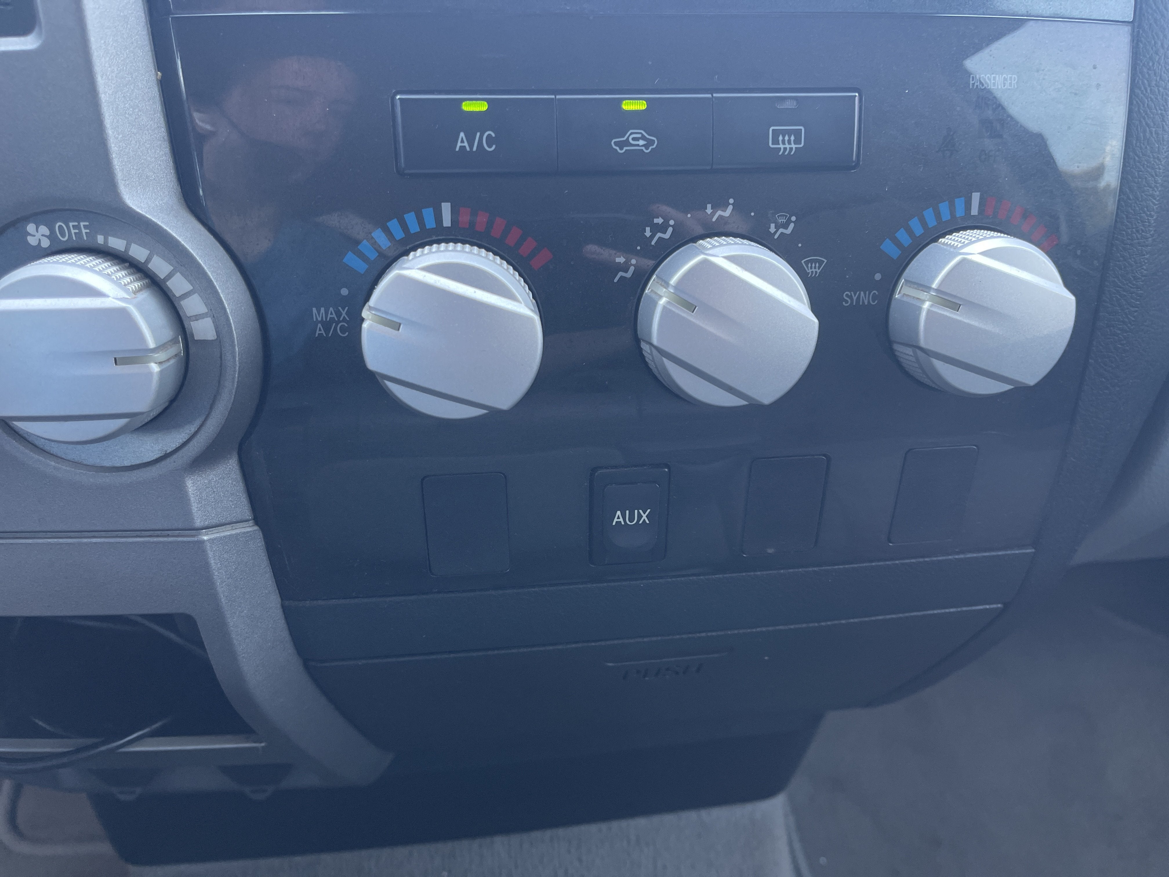 2011 Toyota Tundra 2WD Truck Grade