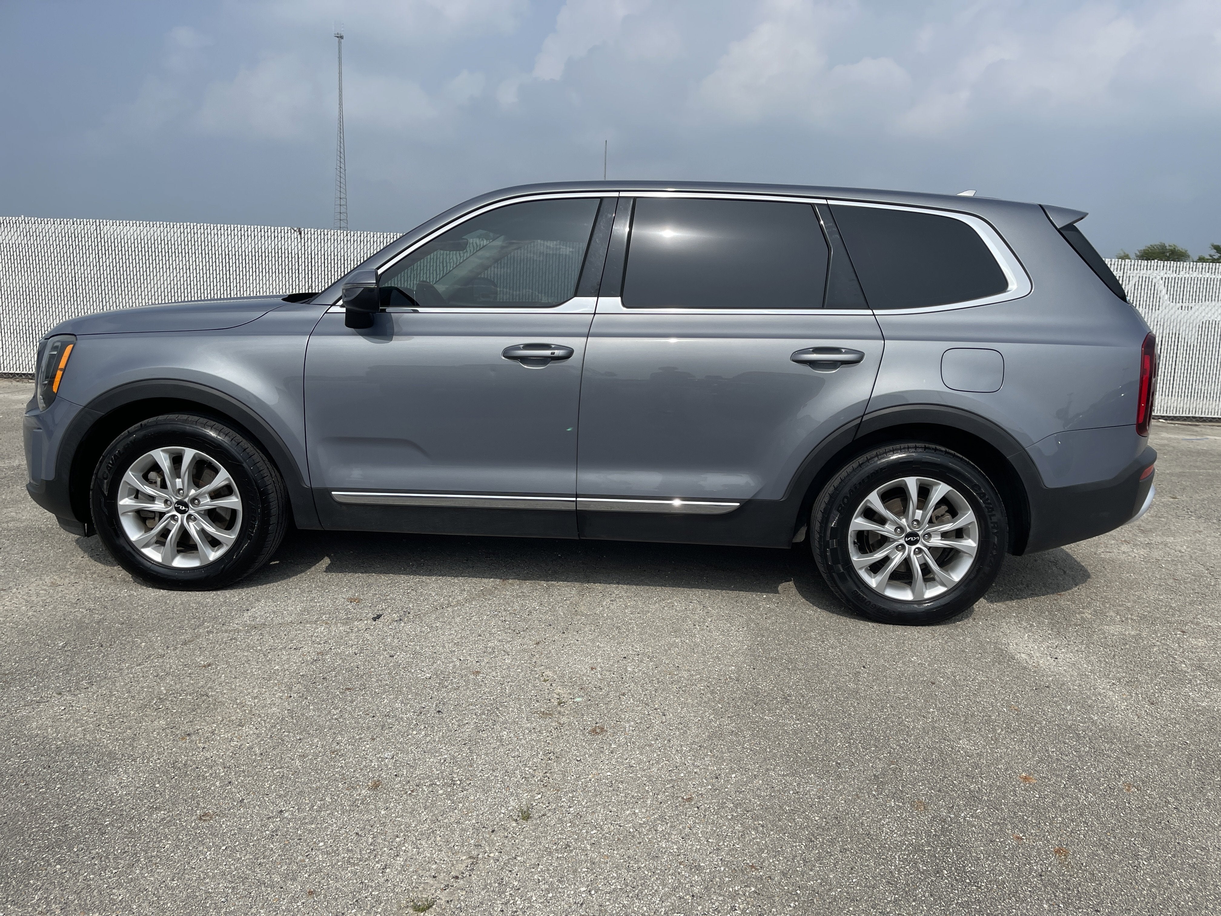 2022 Kia Telluride LX