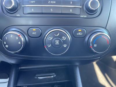 2016 Kia Forte 5-Door LX