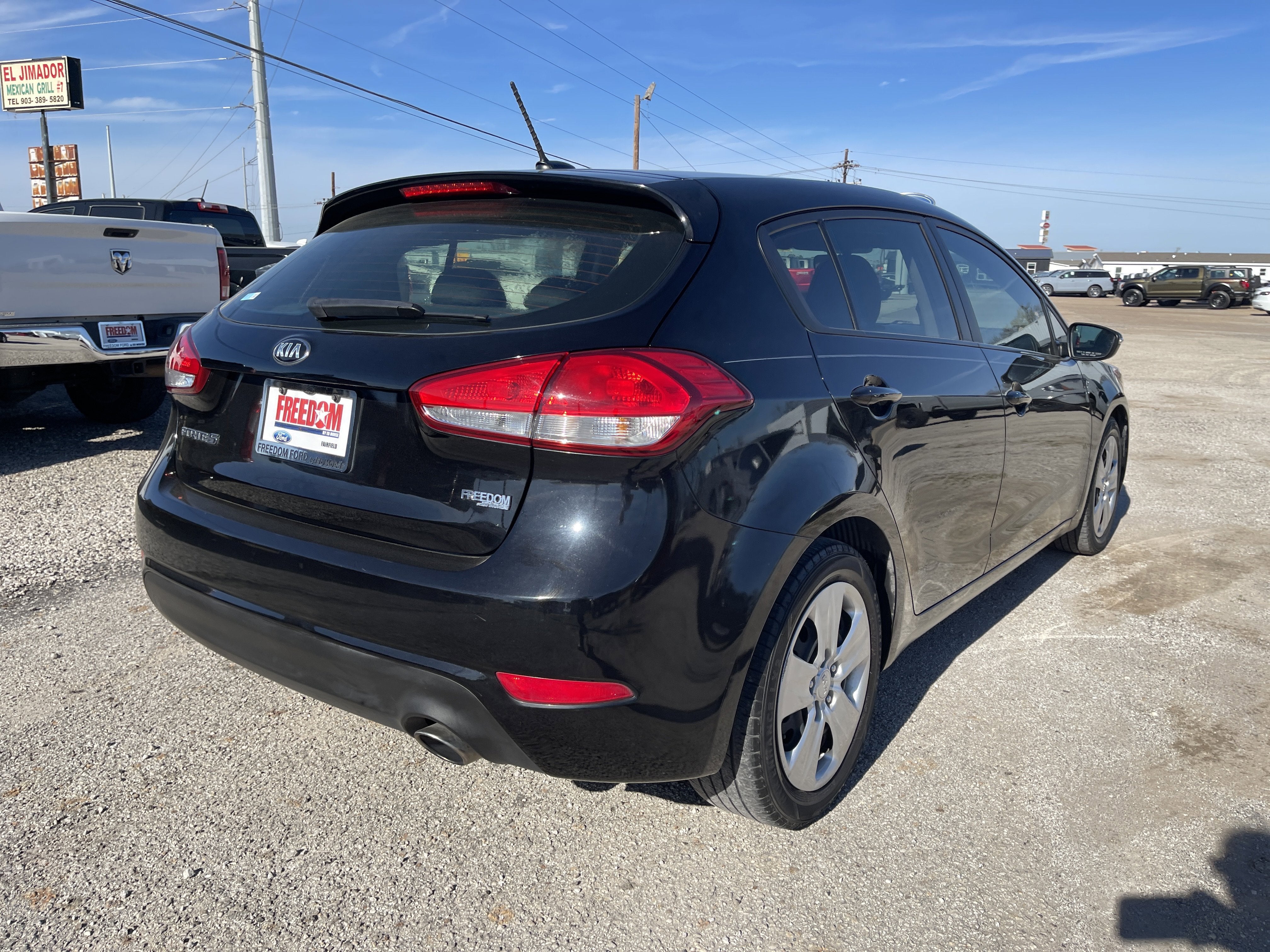 2016 Kia Forte 5-Door LX