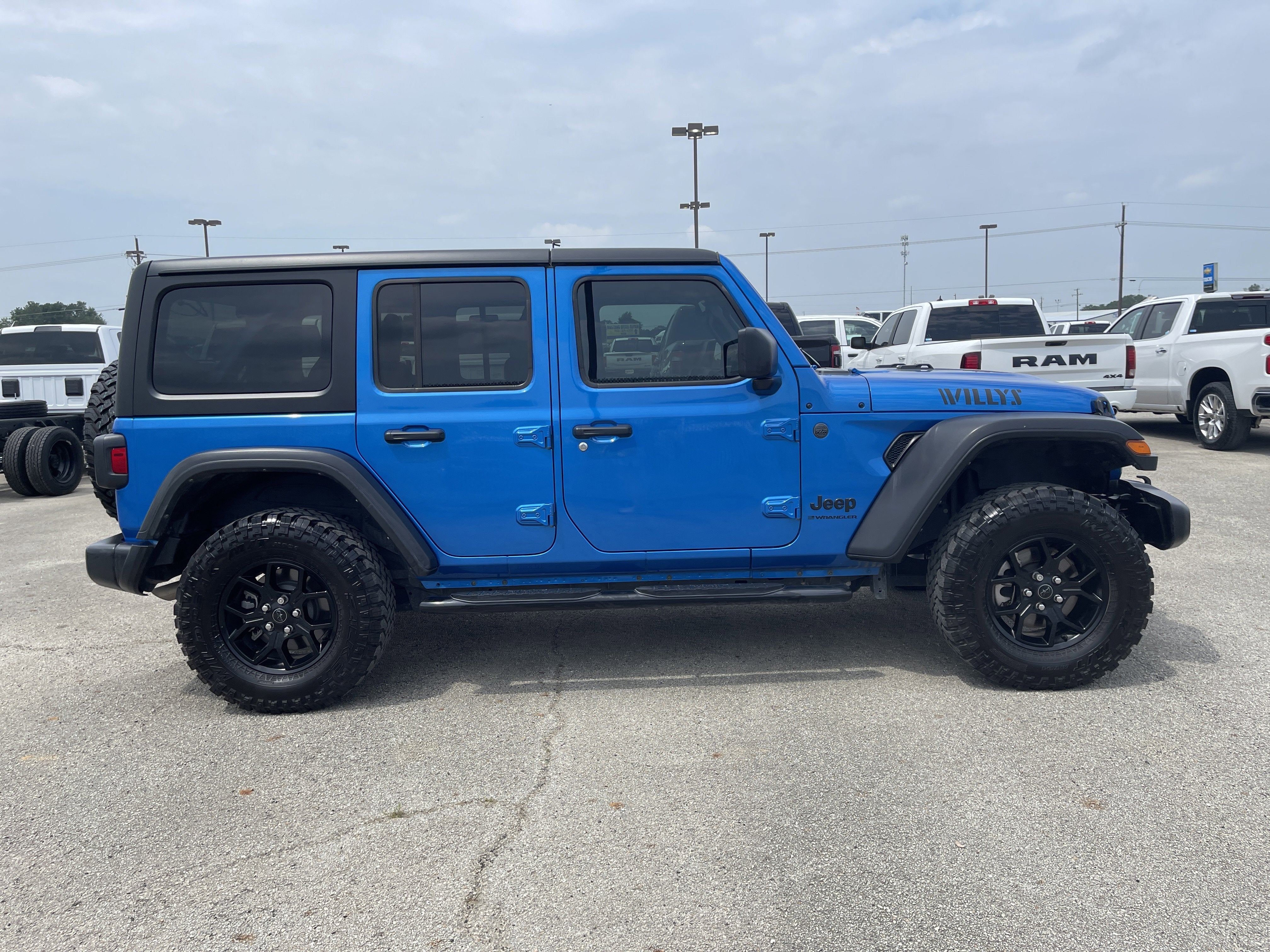 2024 Jeep Wrangler Willys