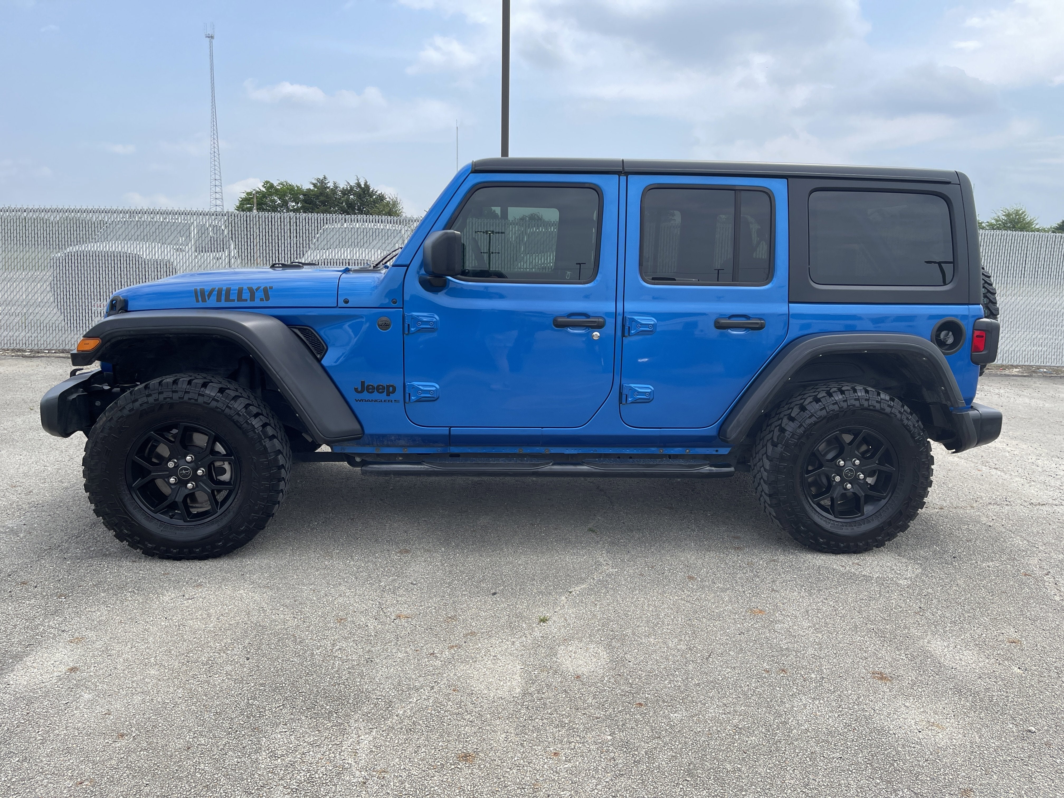 2024 Jeep Wrangler Willys