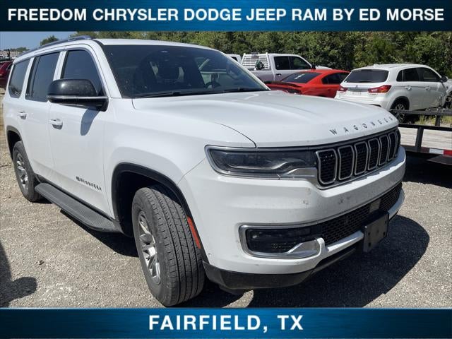 2023 Jeep Wagoneer Base