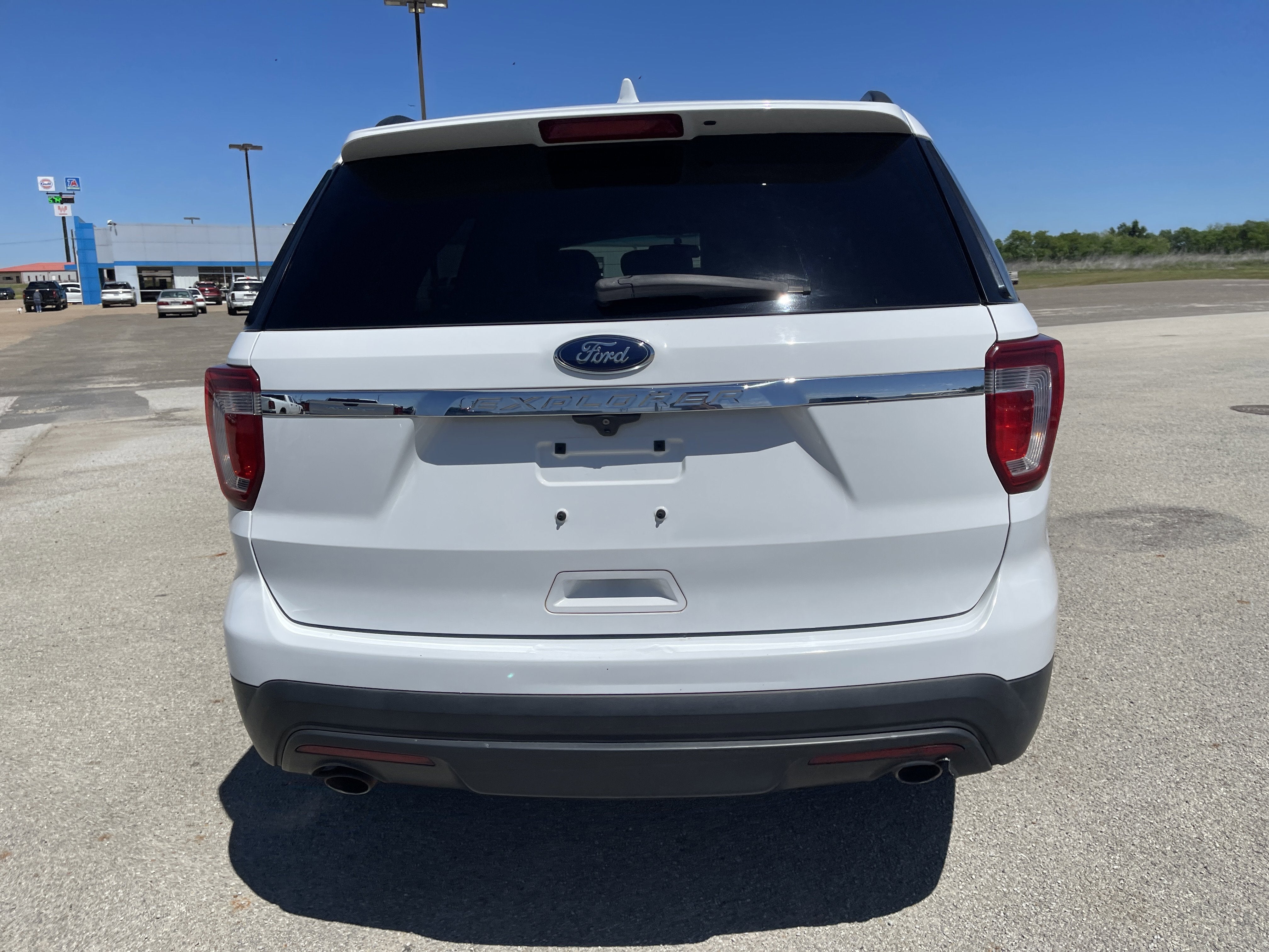 2017 Ford Explorer Base