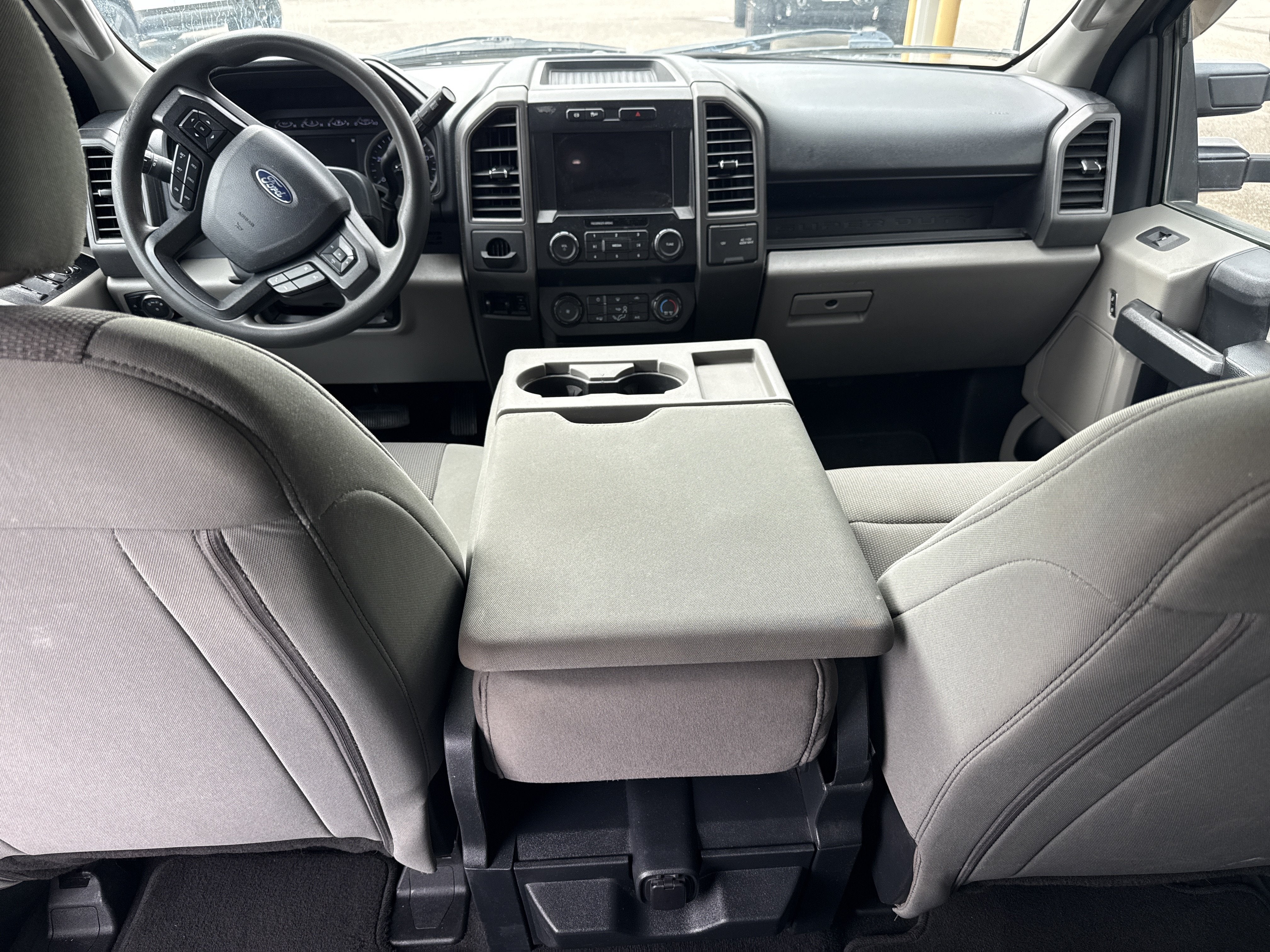 2022 Ford Super Duty F-350 DRW XL