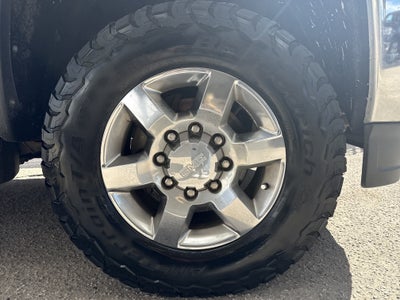 2015 GMC Sierra 2500HD available WiFi SLT