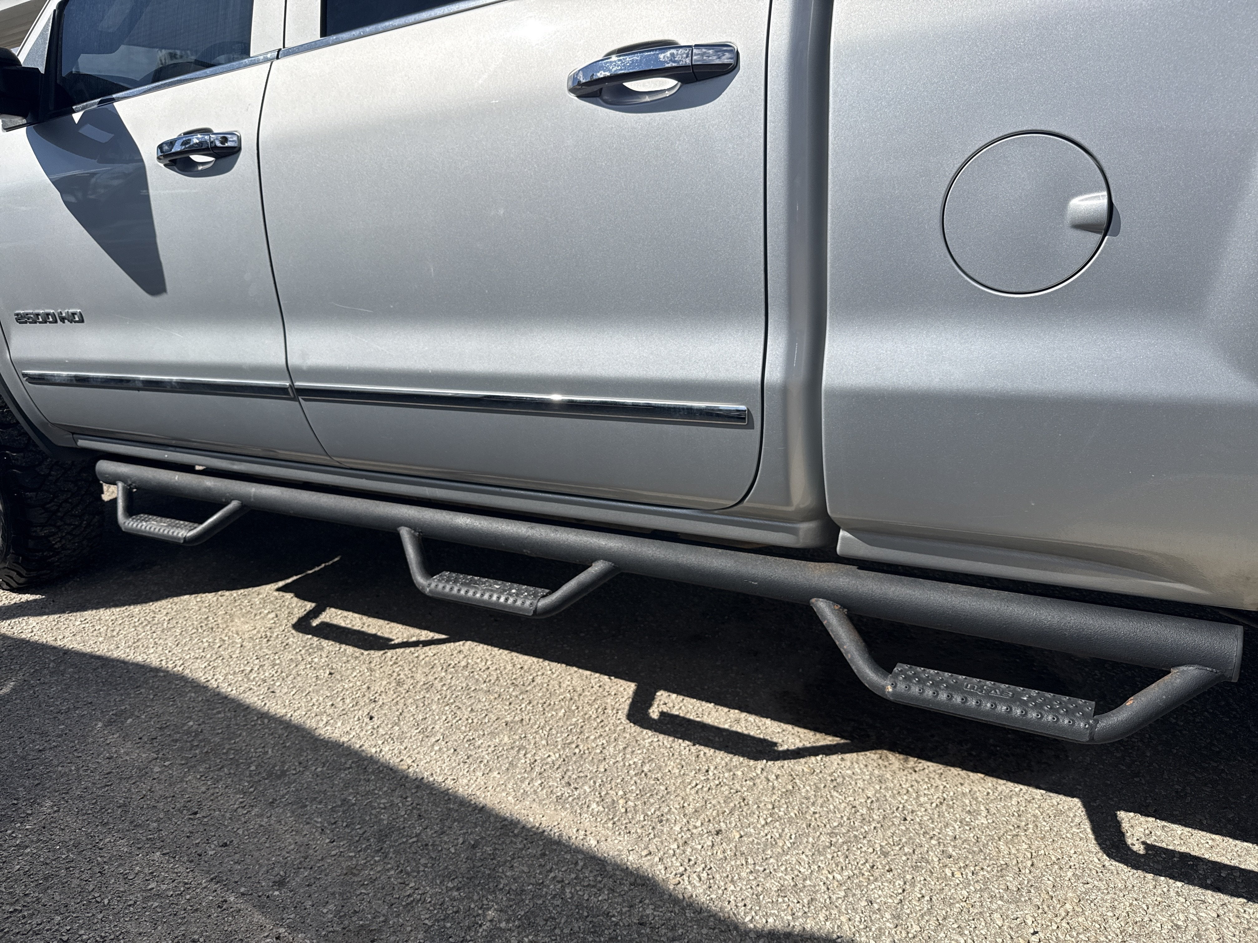 2015 GMC Sierra 2500HD available WiFi SLT