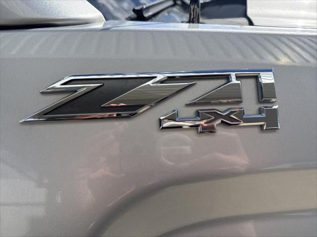 2015 GMC Sierra 2500HD available WiFi SLT