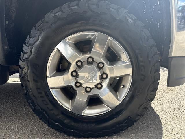 2015 GMC Sierra 2500HD available WiFi SLT