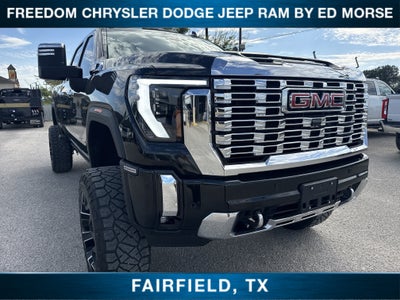 2025 GMC Sierra 2500HD Denali