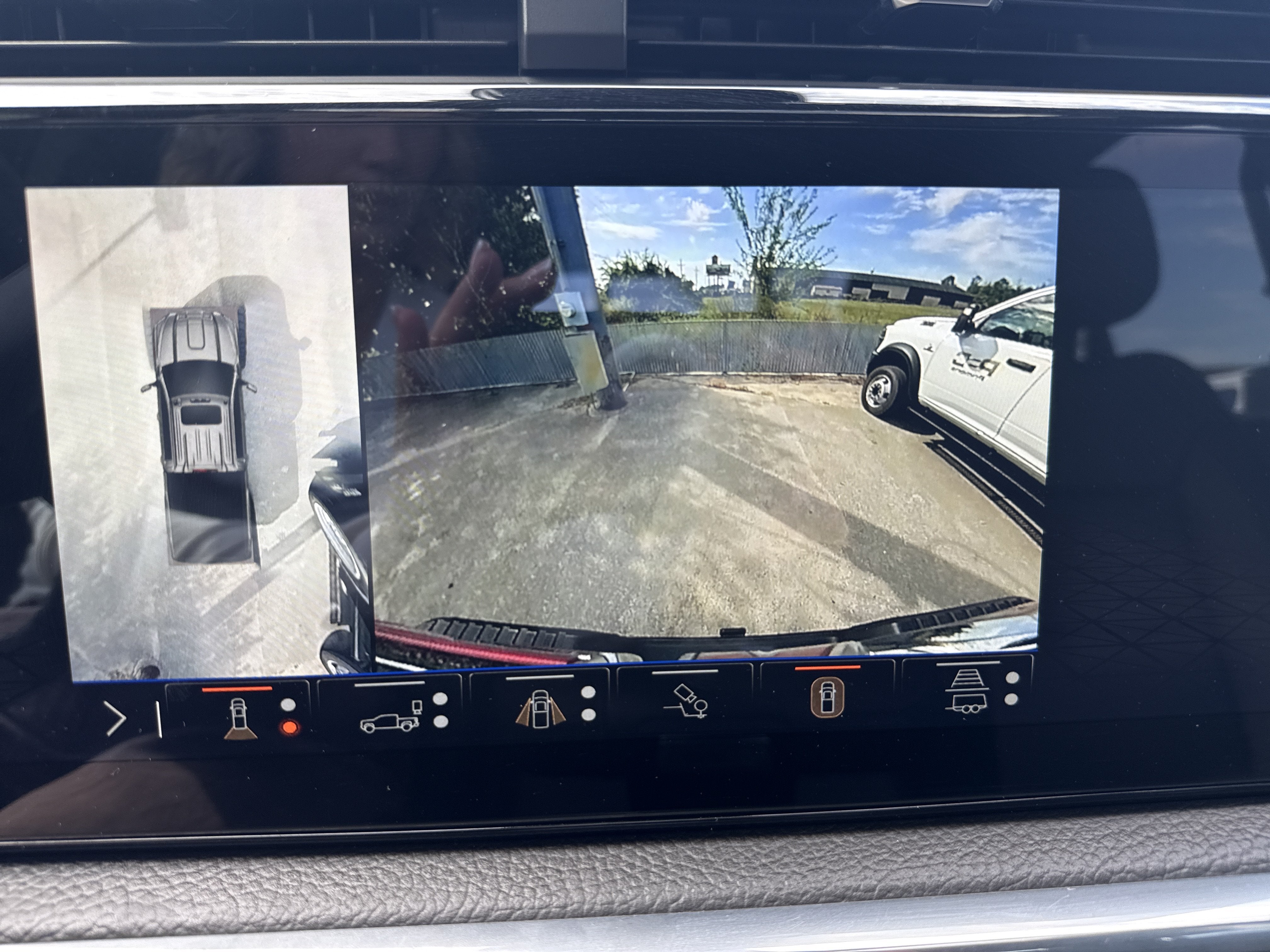 2025 GMC Sierra 2500HD Denali