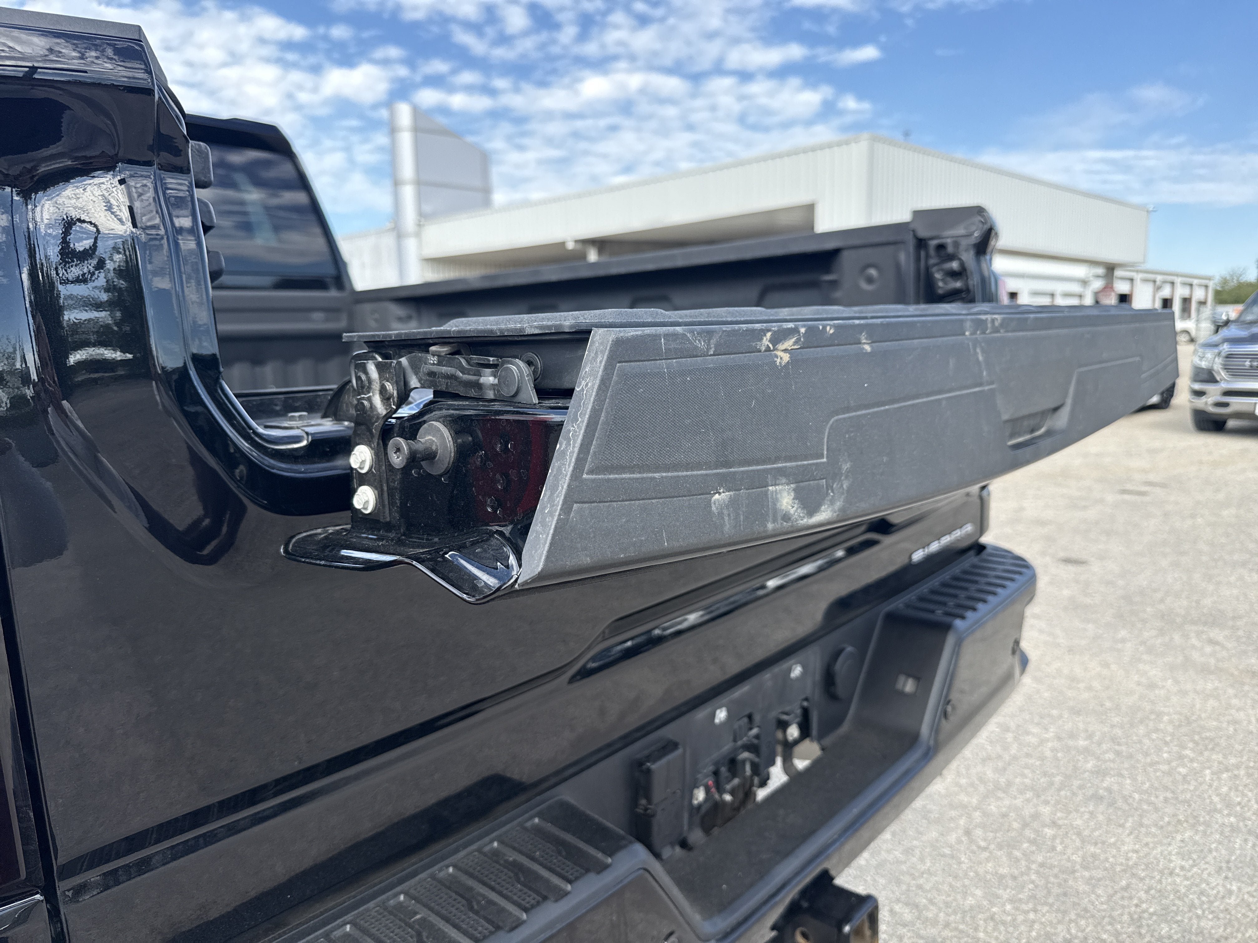 2025 GMC Sierra 2500HD Denali