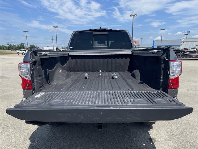 2024 Nissan Titan XD SV