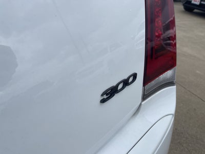 2023 Chrysler 300 Touring L