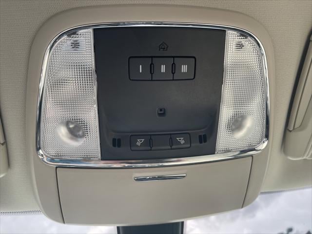 2023 Chrysler 300 Touring L