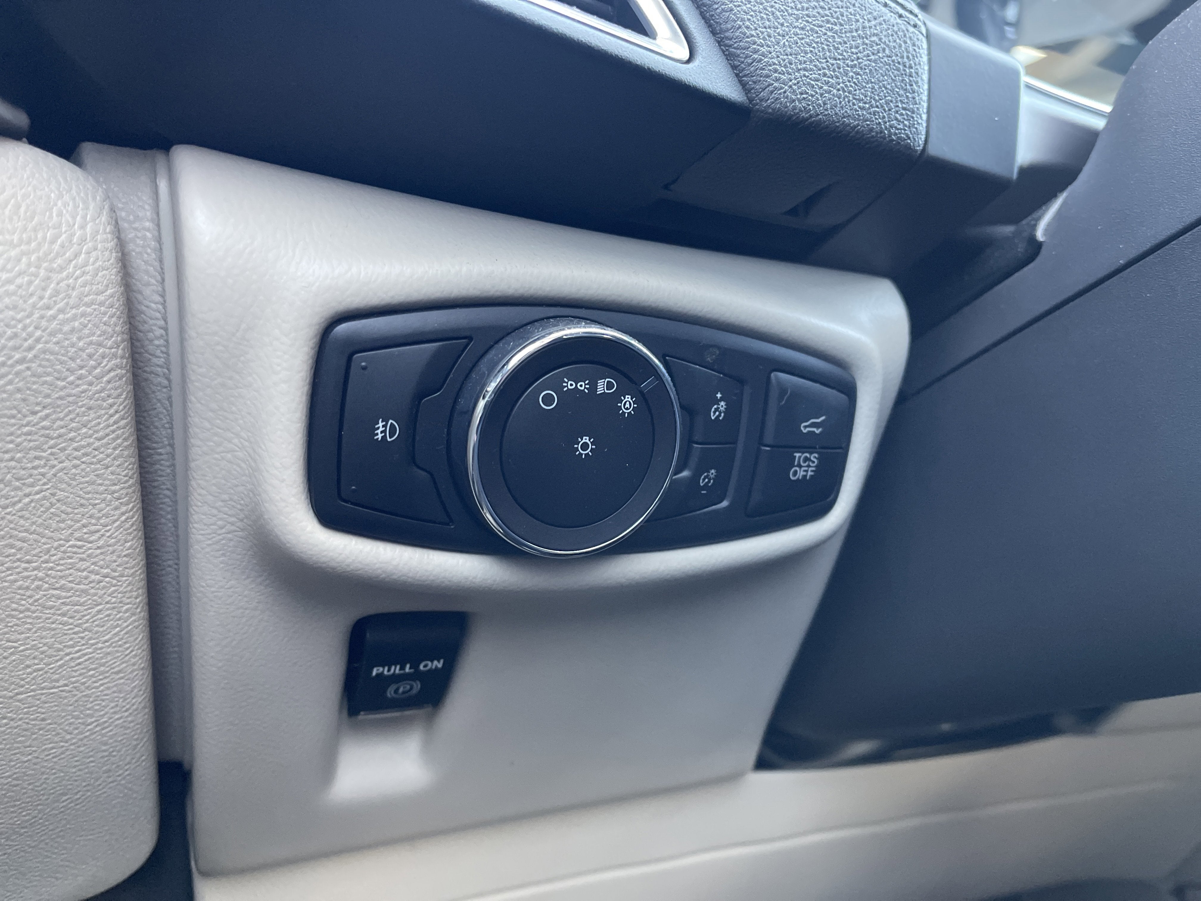 2019 Lincoln Nautilus Select