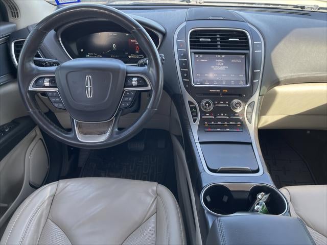 2019 Lincoln Nautilus Select
