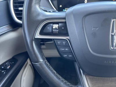 2019 Lincoln Nautilus Select