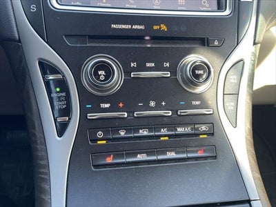 2019 Lincoln Nautilus Select