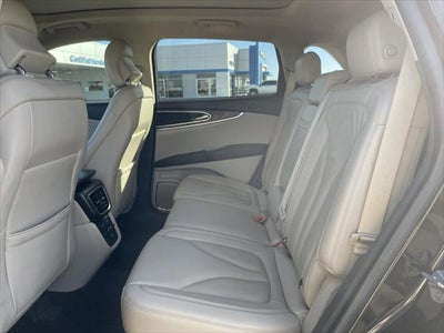 2019 Lincoln Nautilus Select