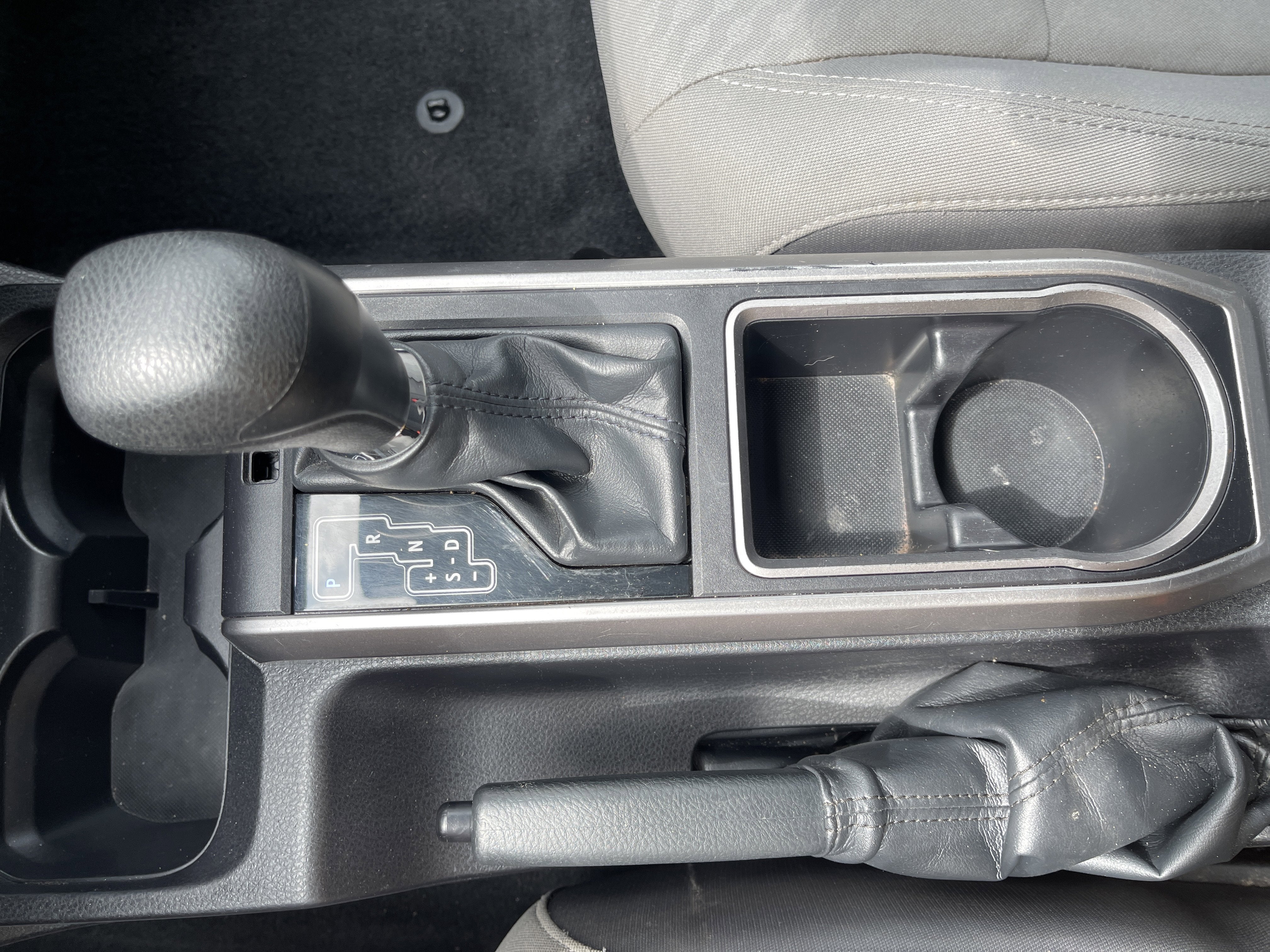 2022 Toyota Tacoma 2WD SR5