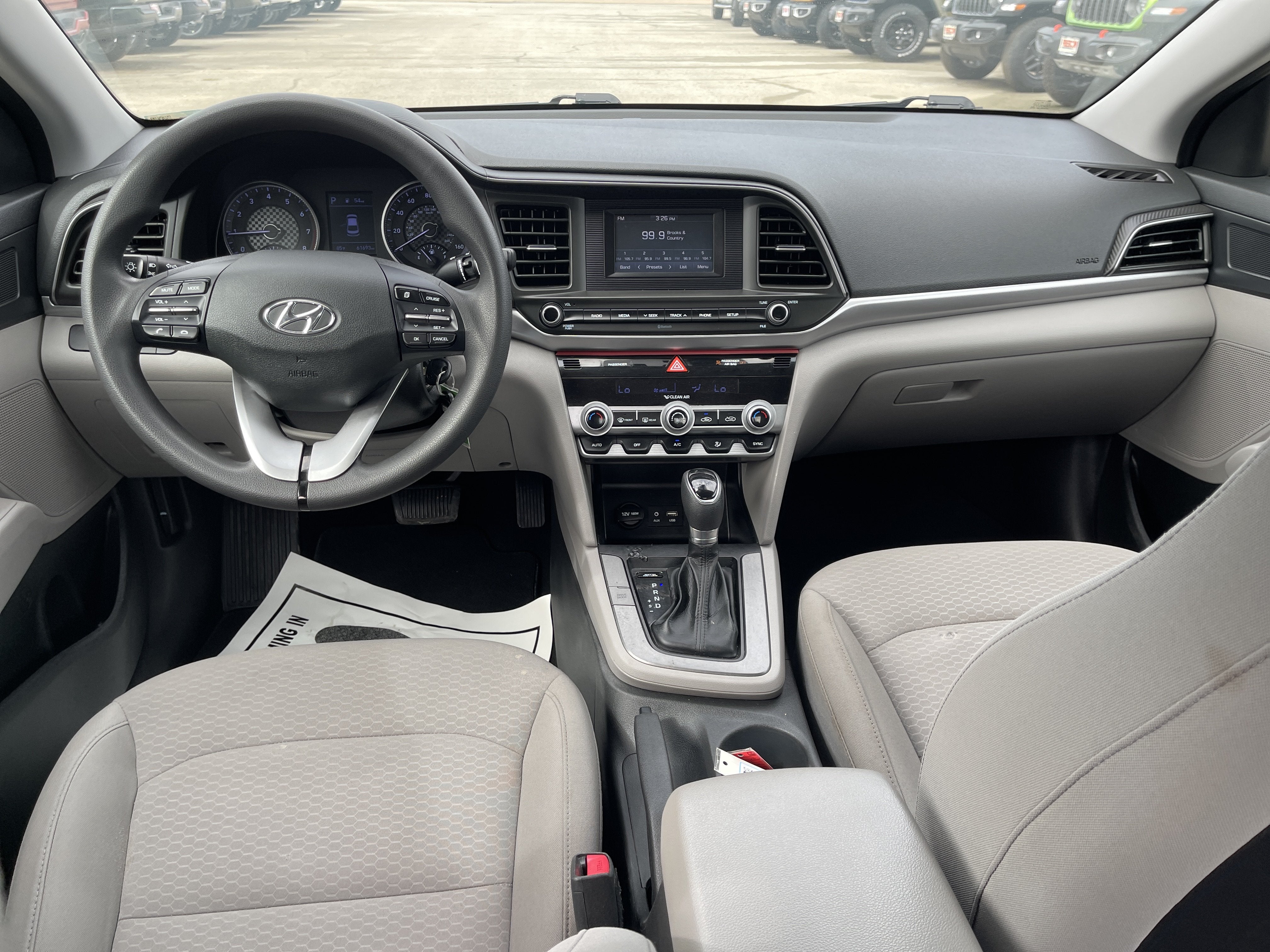 2020 Hyundai Elantra SE