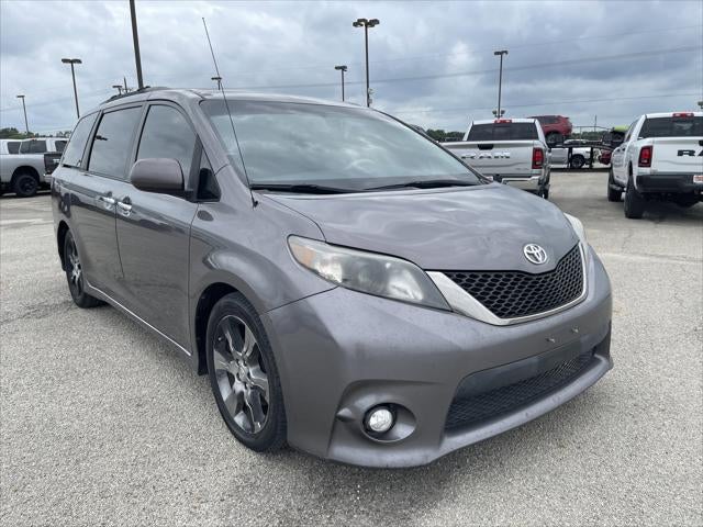 2014 Toyota Sienna SE