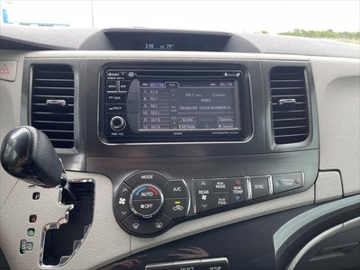 2014 Toyota Sienna SE