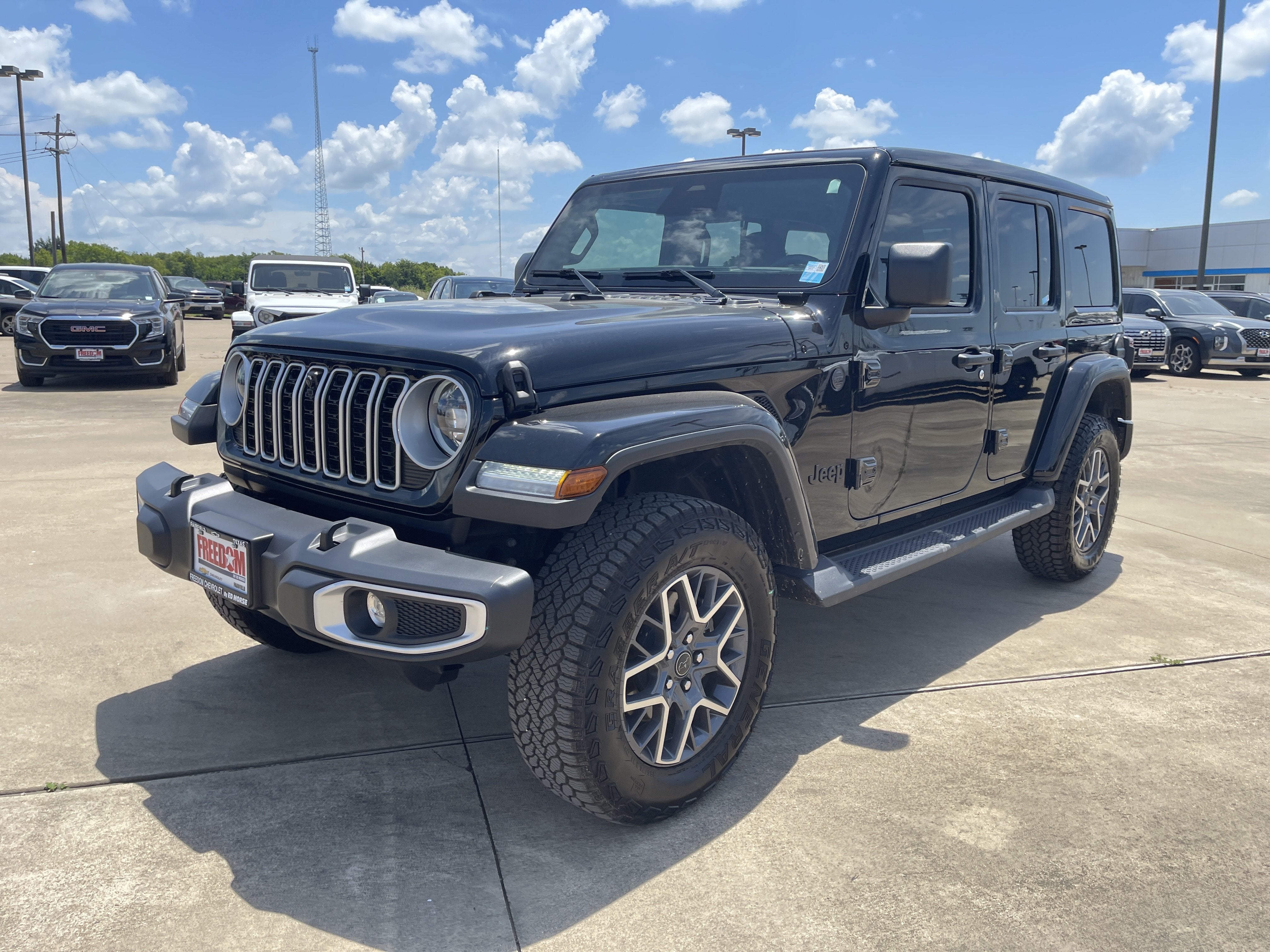 2025 Jeep Wrangler Sahara