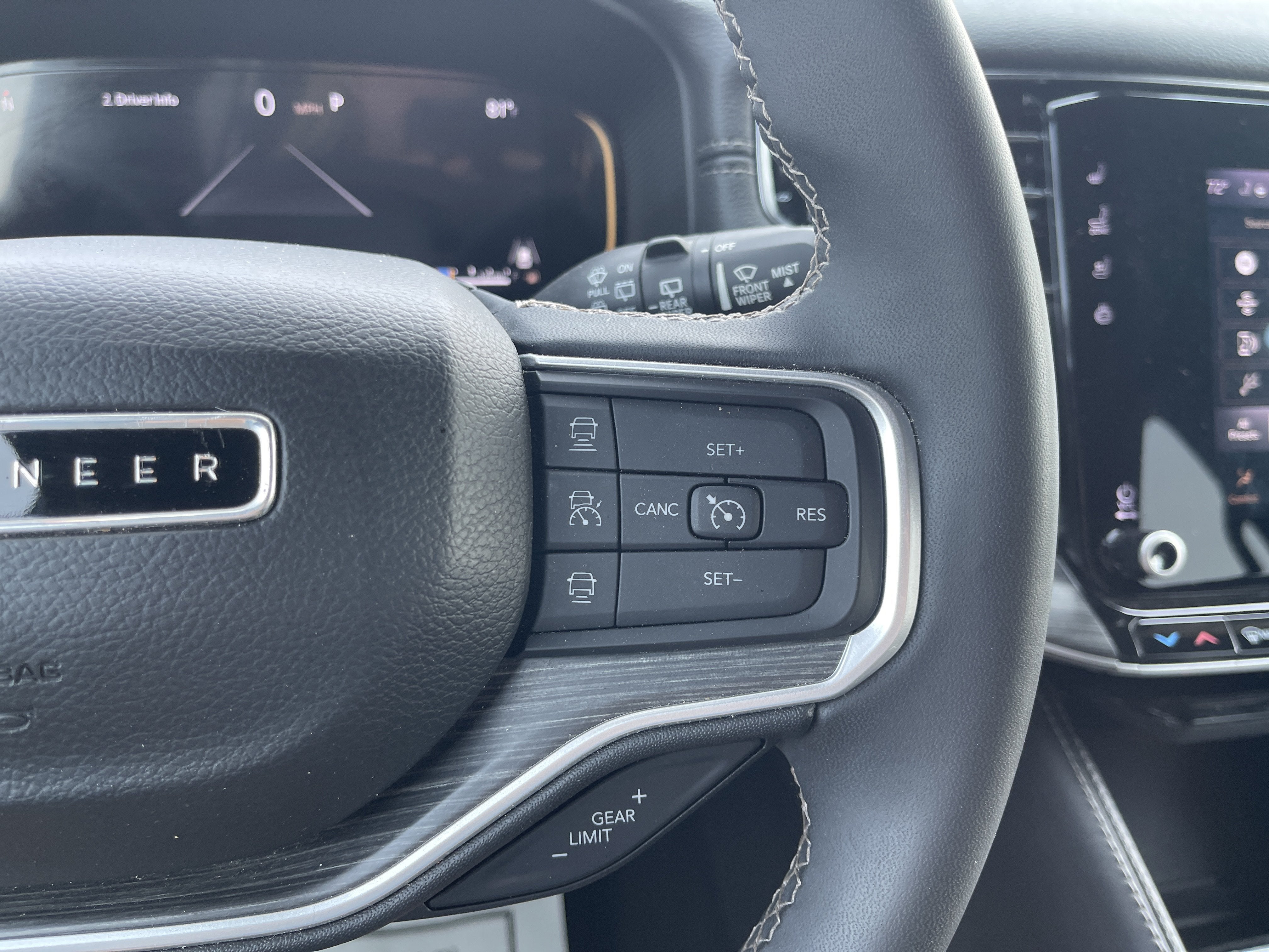 2024 Jeep Wagoneer L Series II