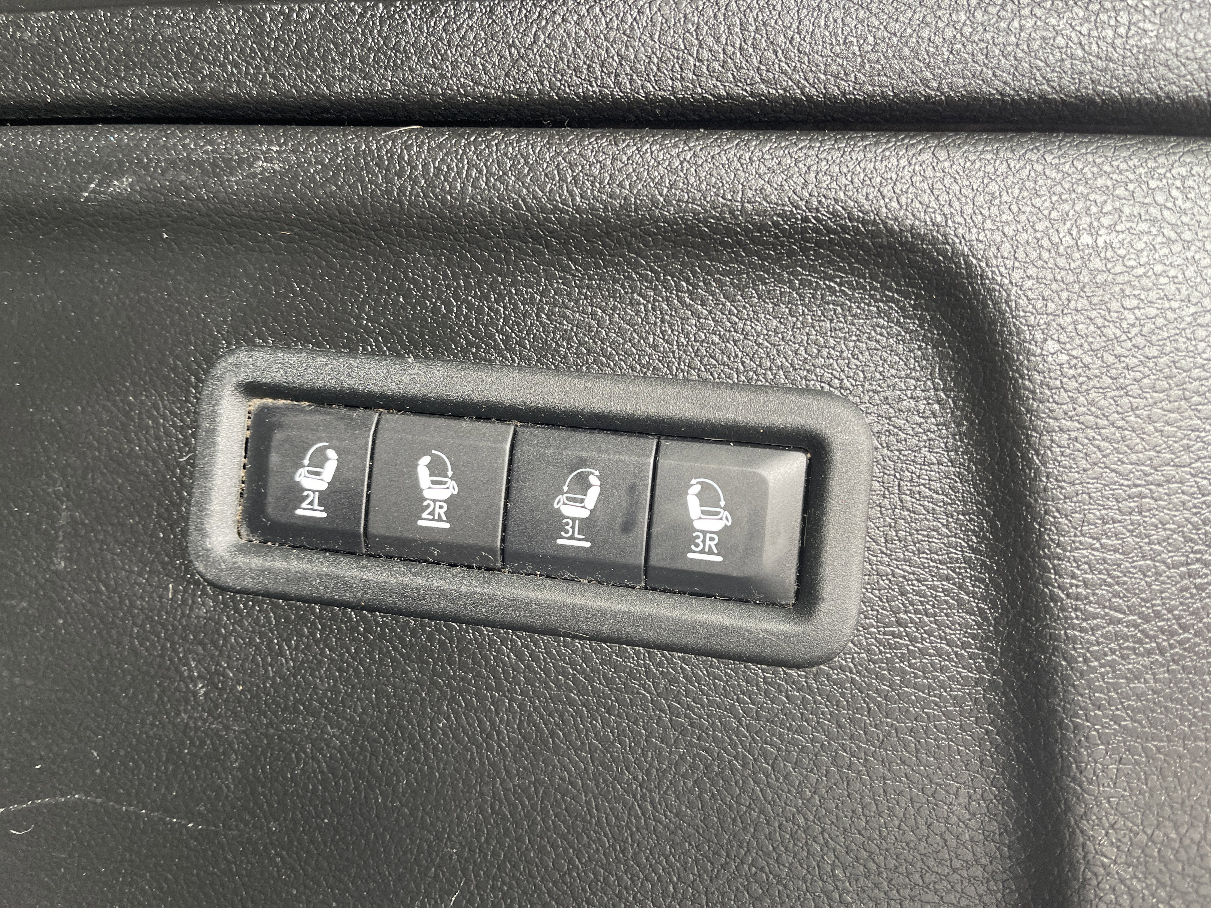 2023 Jeep Wagoneer L Series II