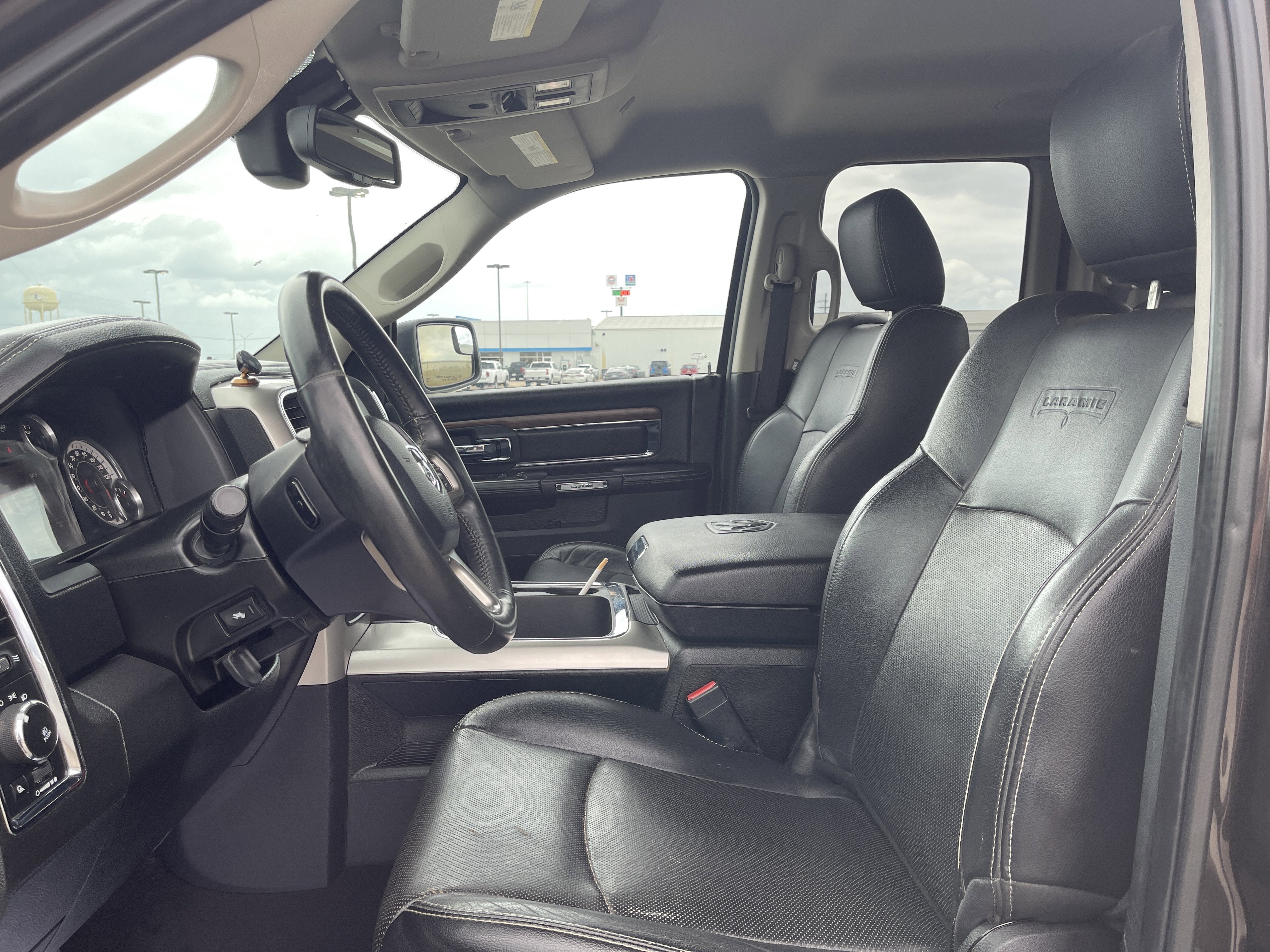 2017 RAM 1500 Laramie